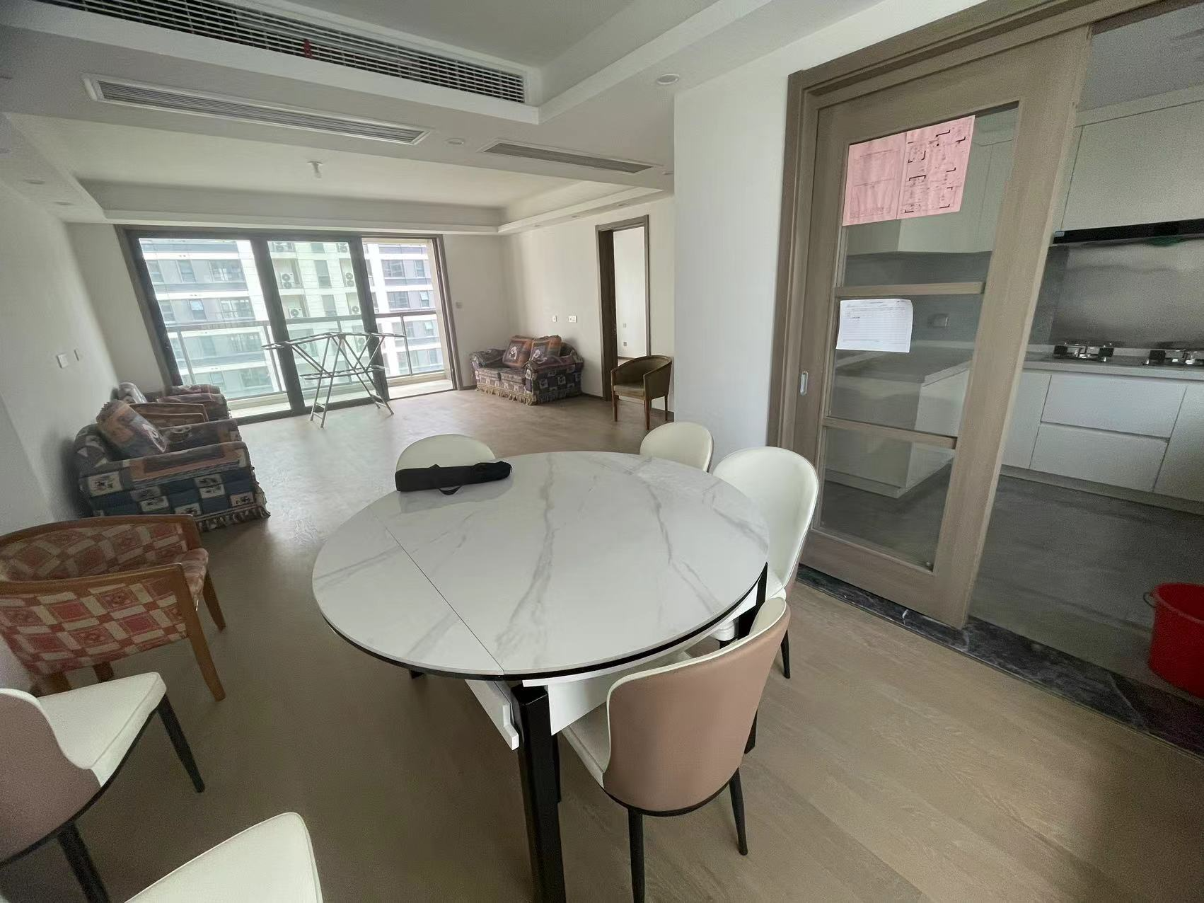 卓越府 4室2厅2卫 143m&sup2;