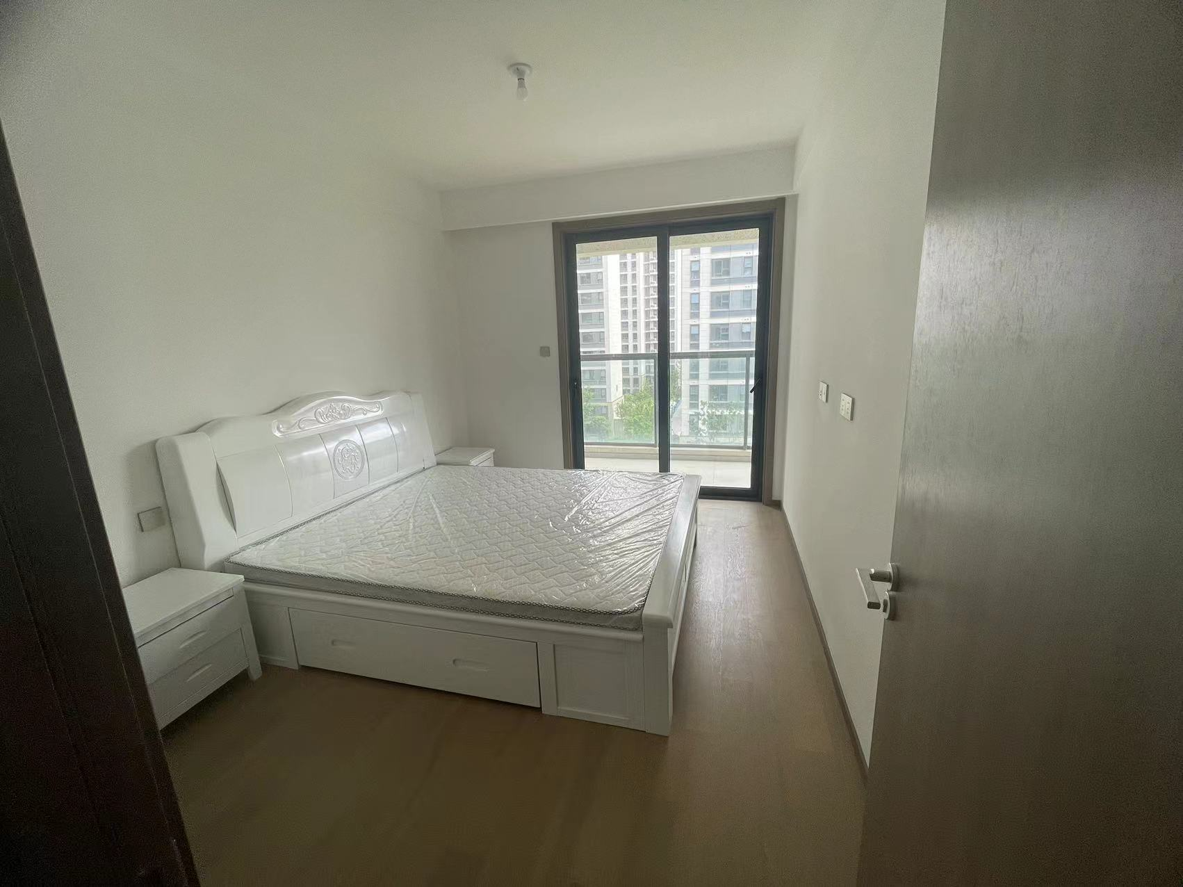 卓越府 4室2厅2卫 143m&sup2;