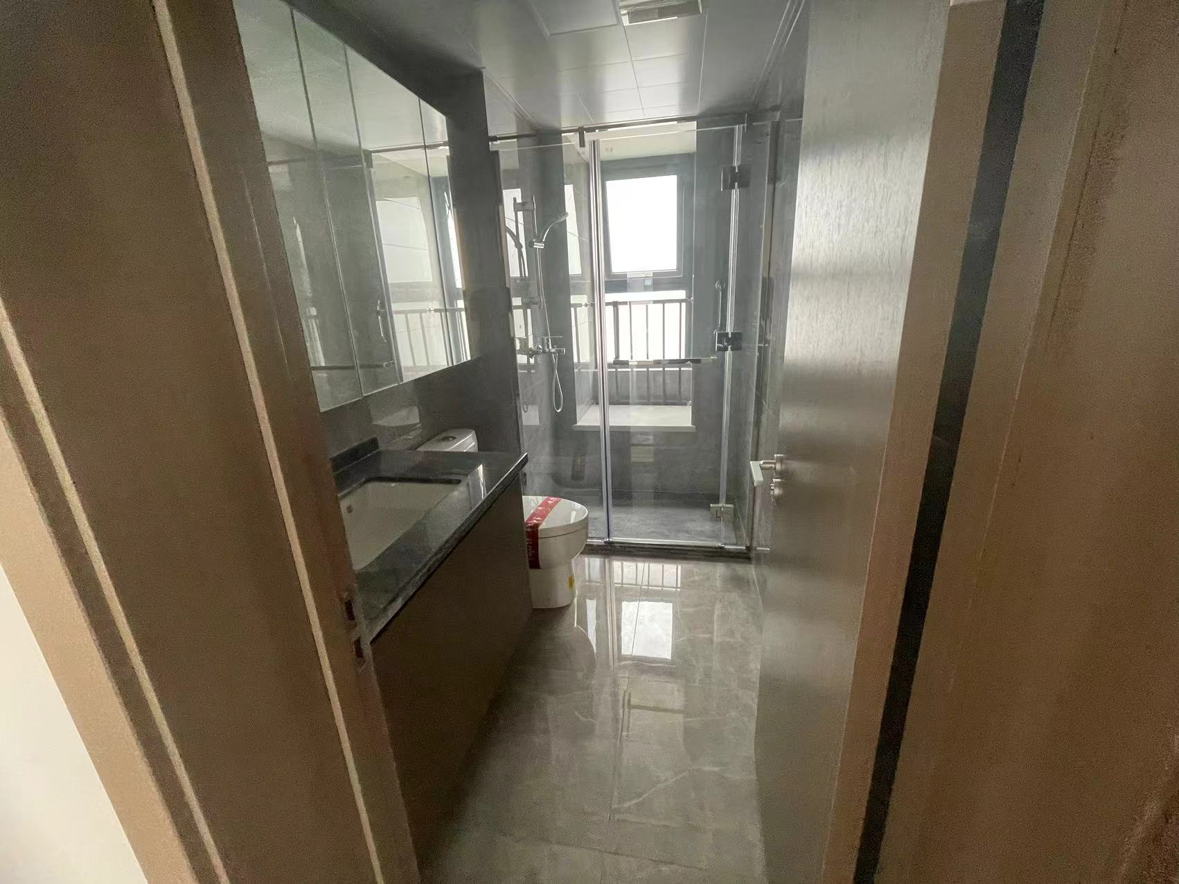 卓越府 4室2厅2卫 143m&sup2;