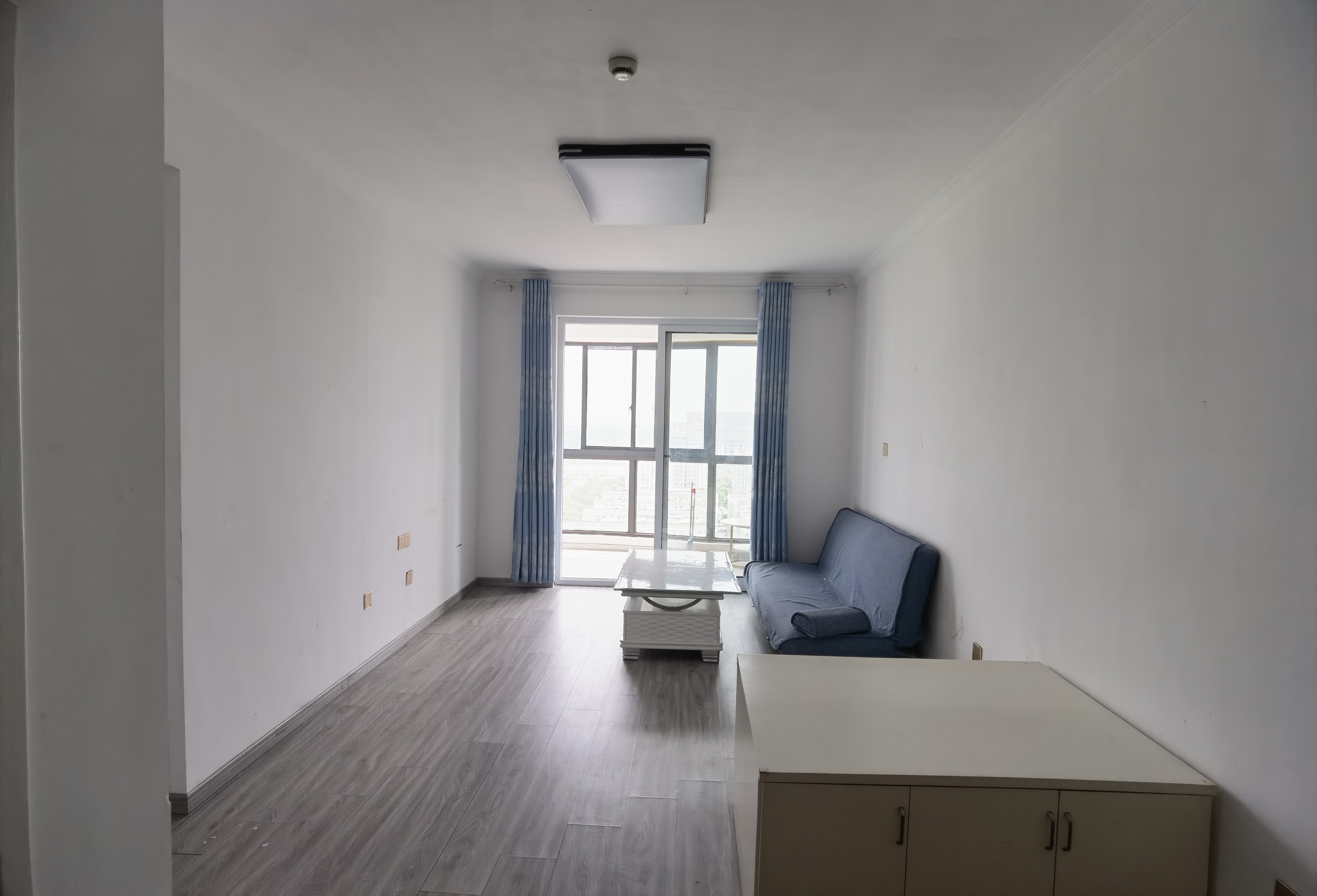 湖滨华庭 3室2厅1卫 91.00m²