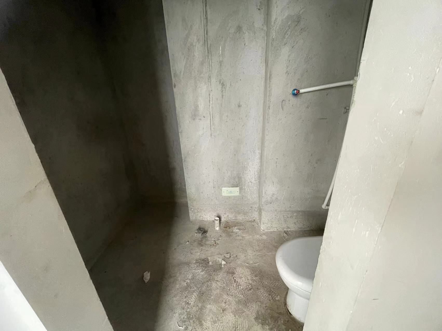正泰江岸水苑 1室1厅1卫 41m²