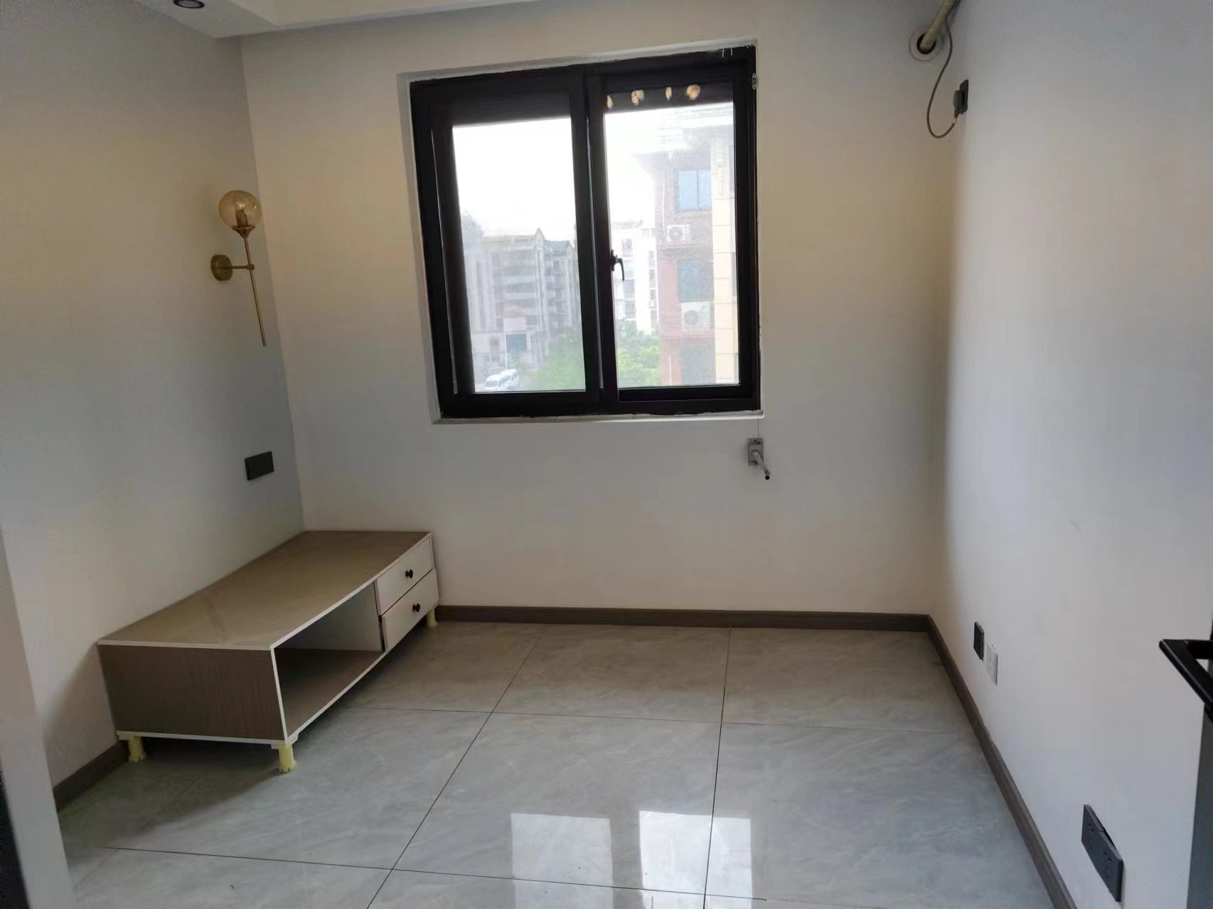 山芝庄新苑 2室1厅1卫 80m&sup2;