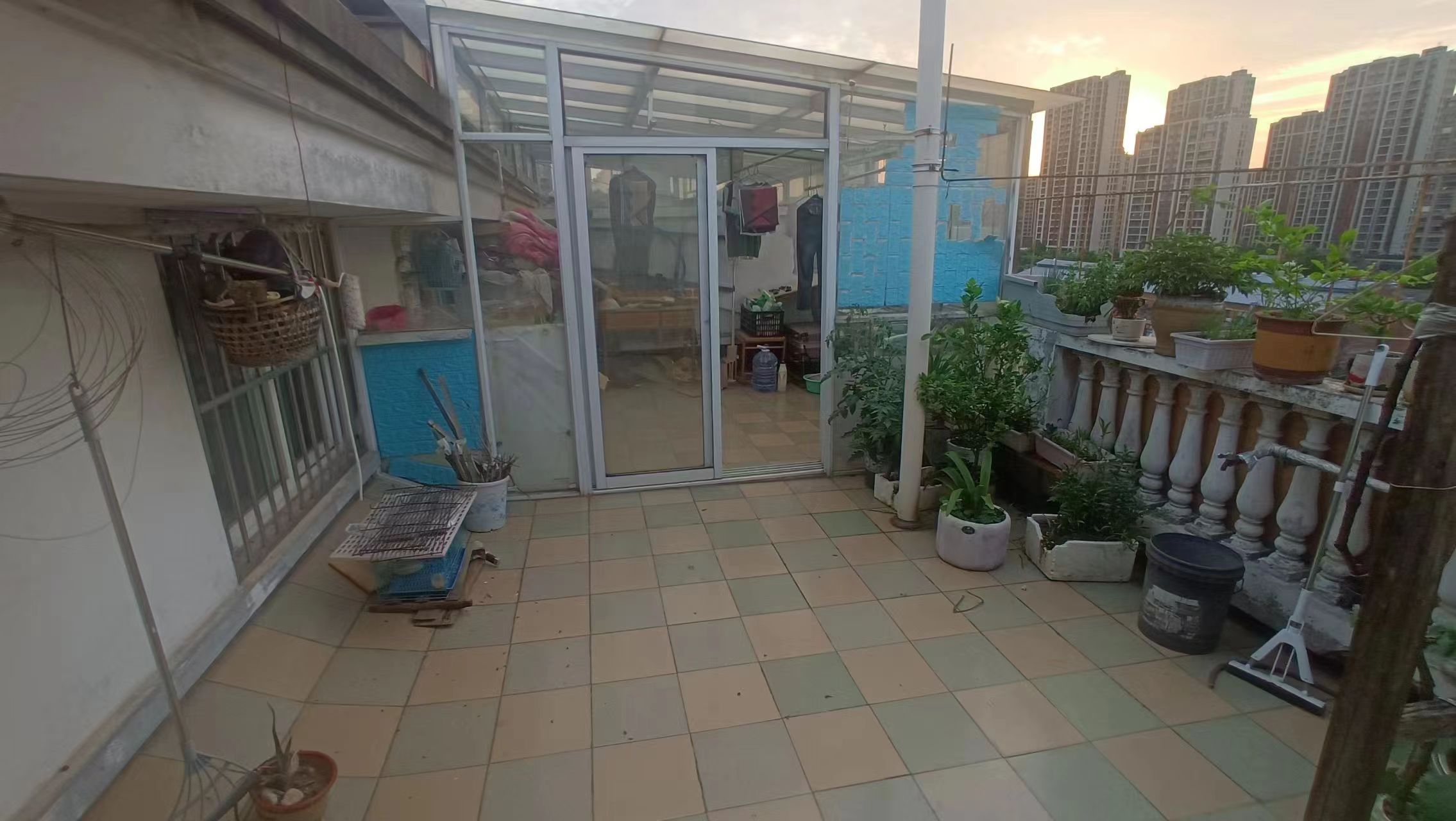 新建路新村(新建花苑) 3室1厅1卫 80m²