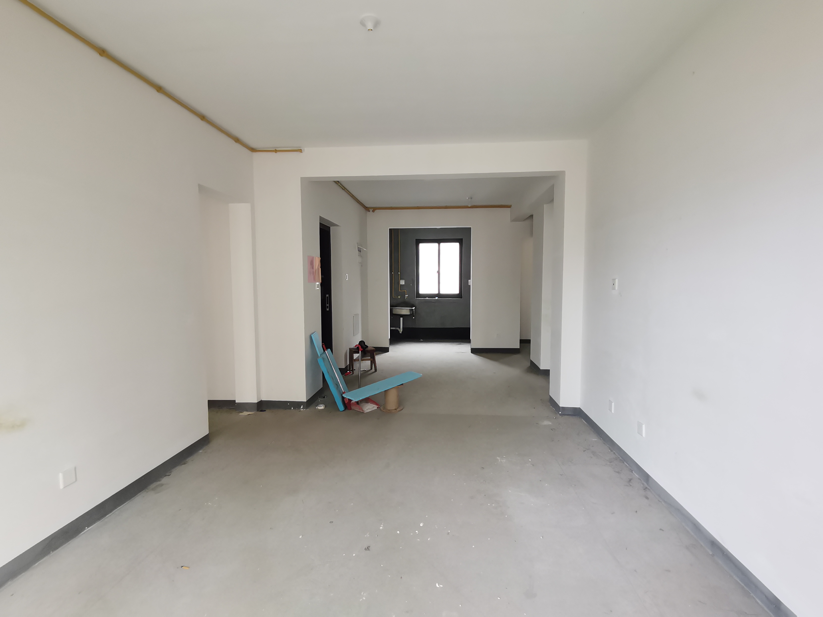 招商新城雍景湾 3室2厅2卫 100m²