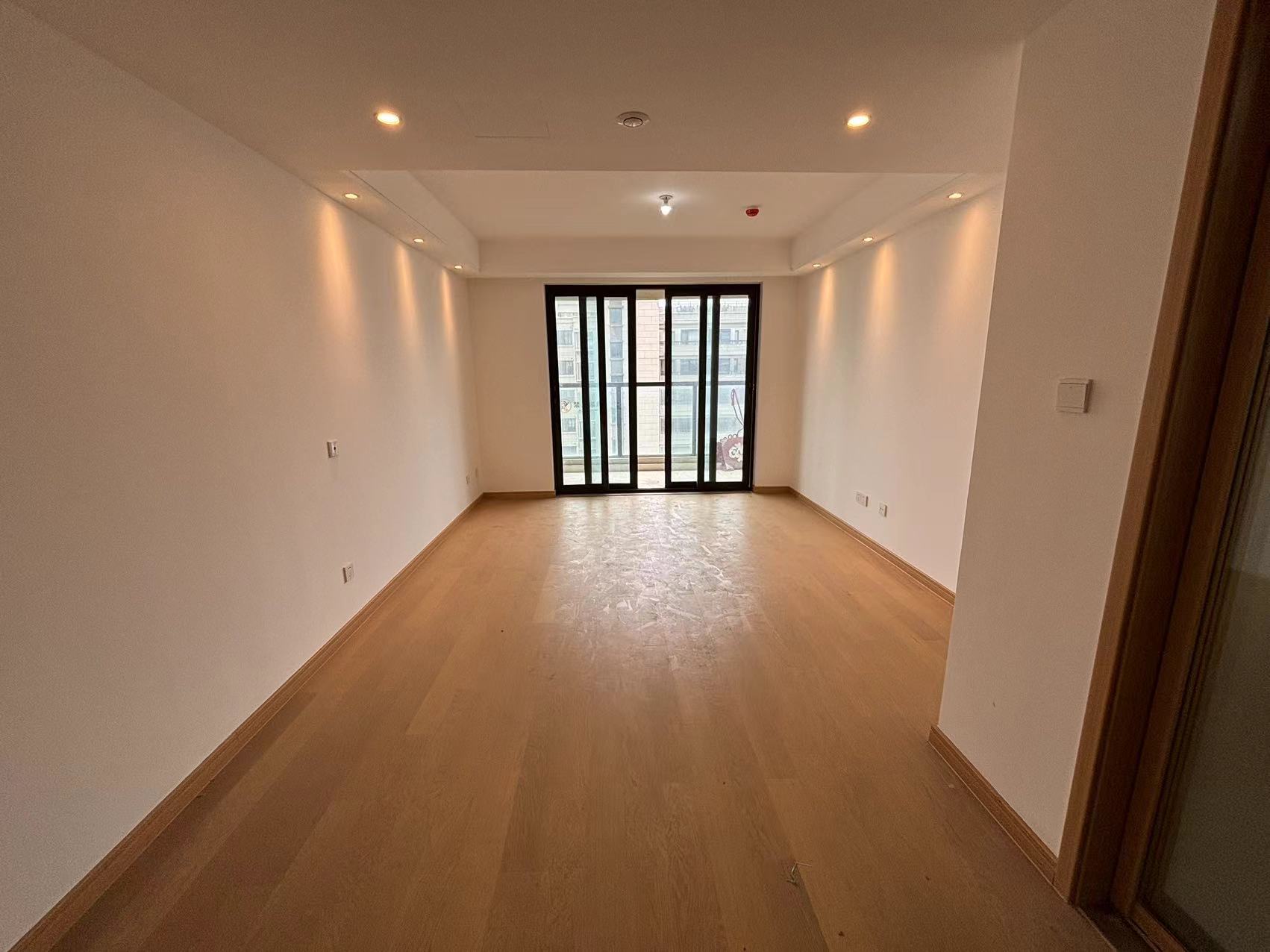时光漫城 3室2厅1卫 92m²