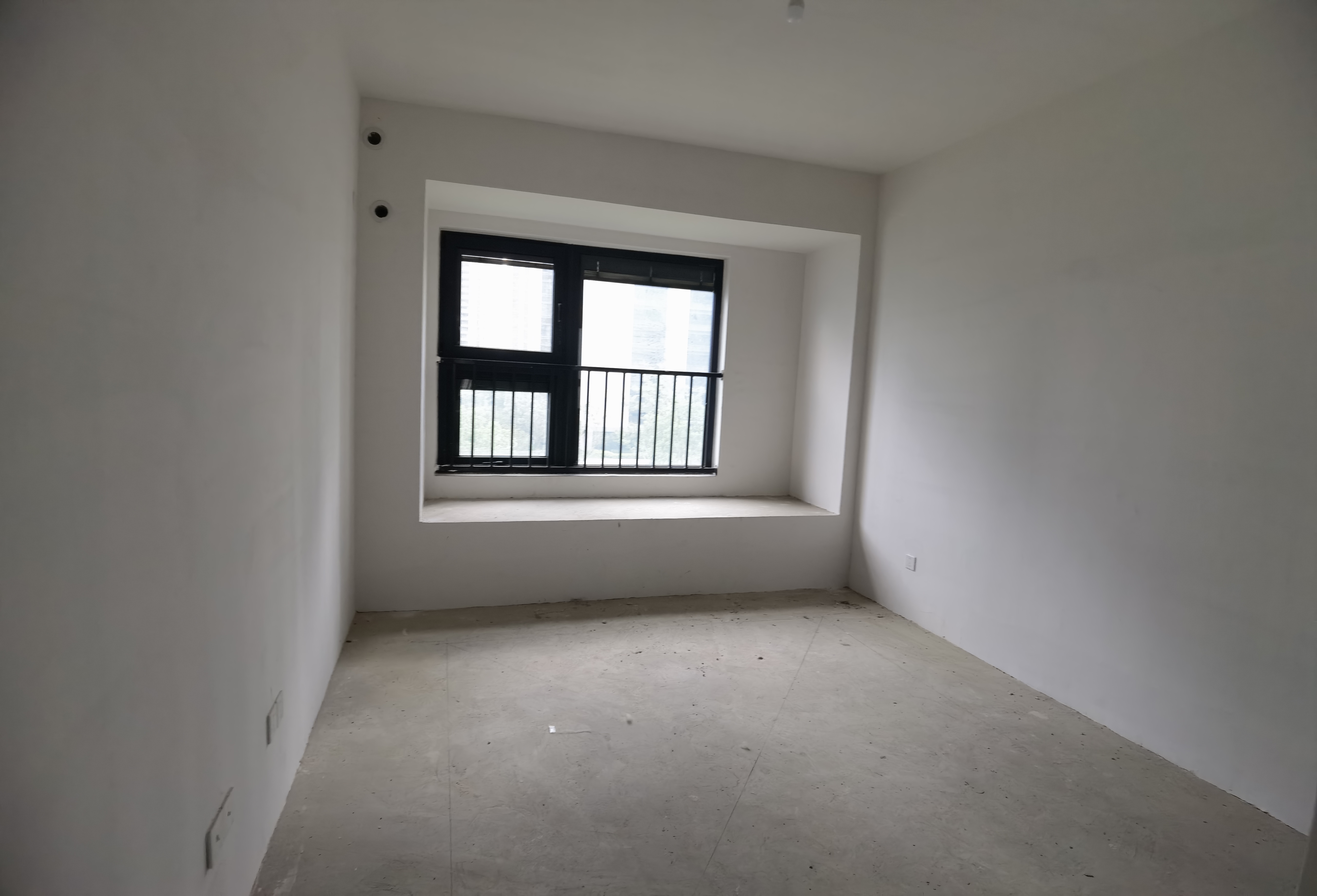 东时区 4室2厅2卫 114m&sup2;