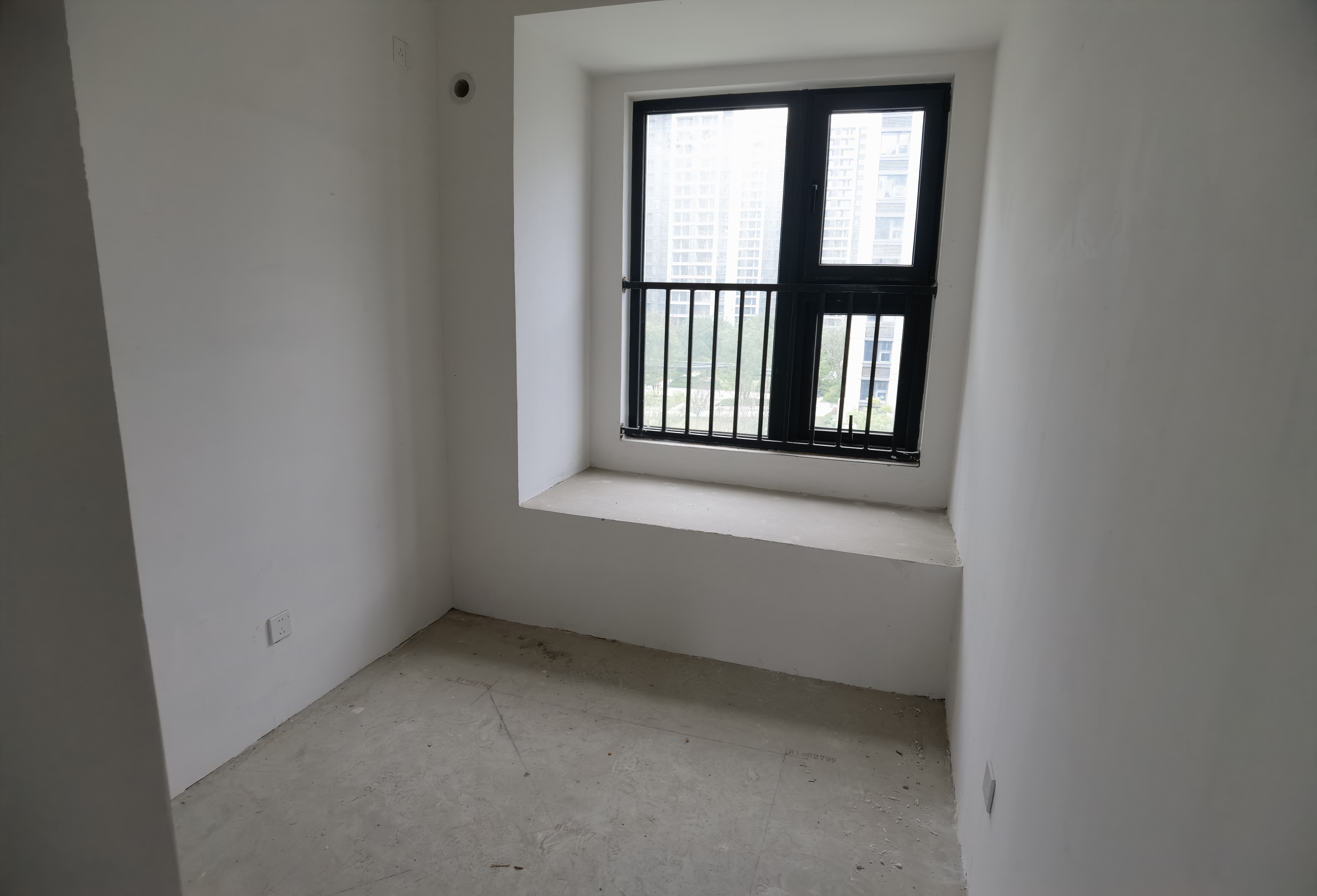 东时区 4室2厅2卫 114m&sup2;