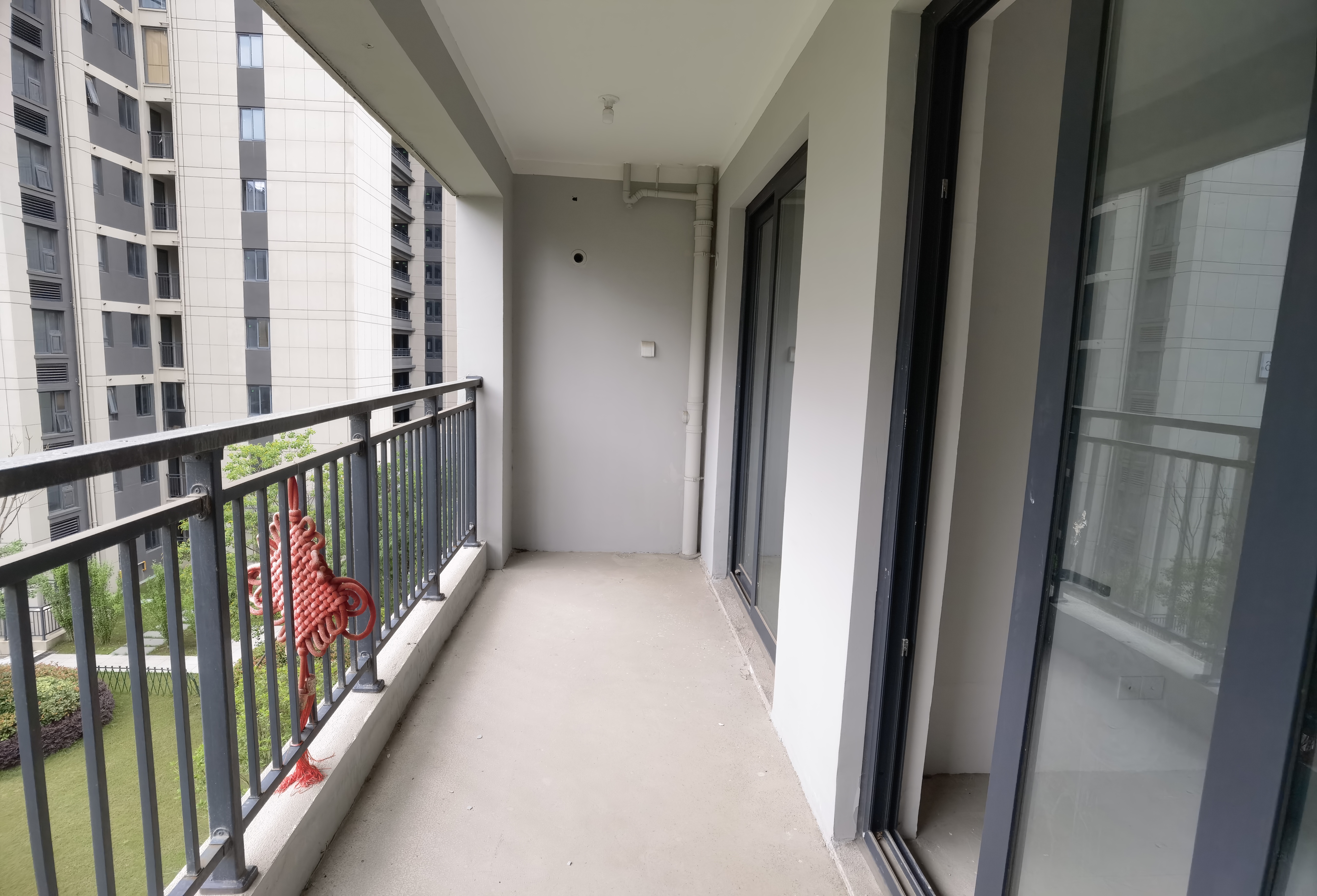 东时区 4室2厅2卫 114m&sup2;