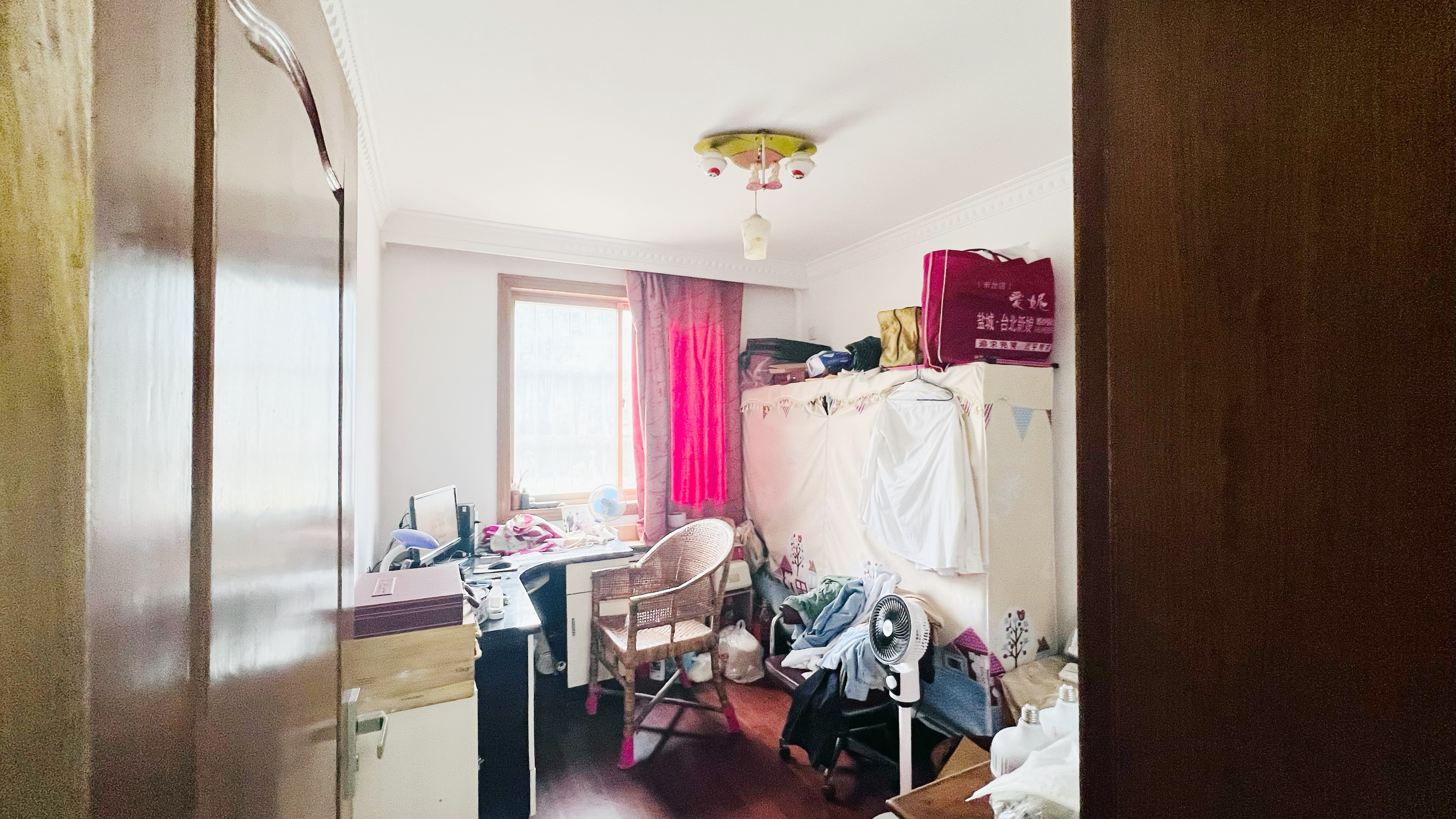 天都花苑 3室1厅1卫 104m&sup2;