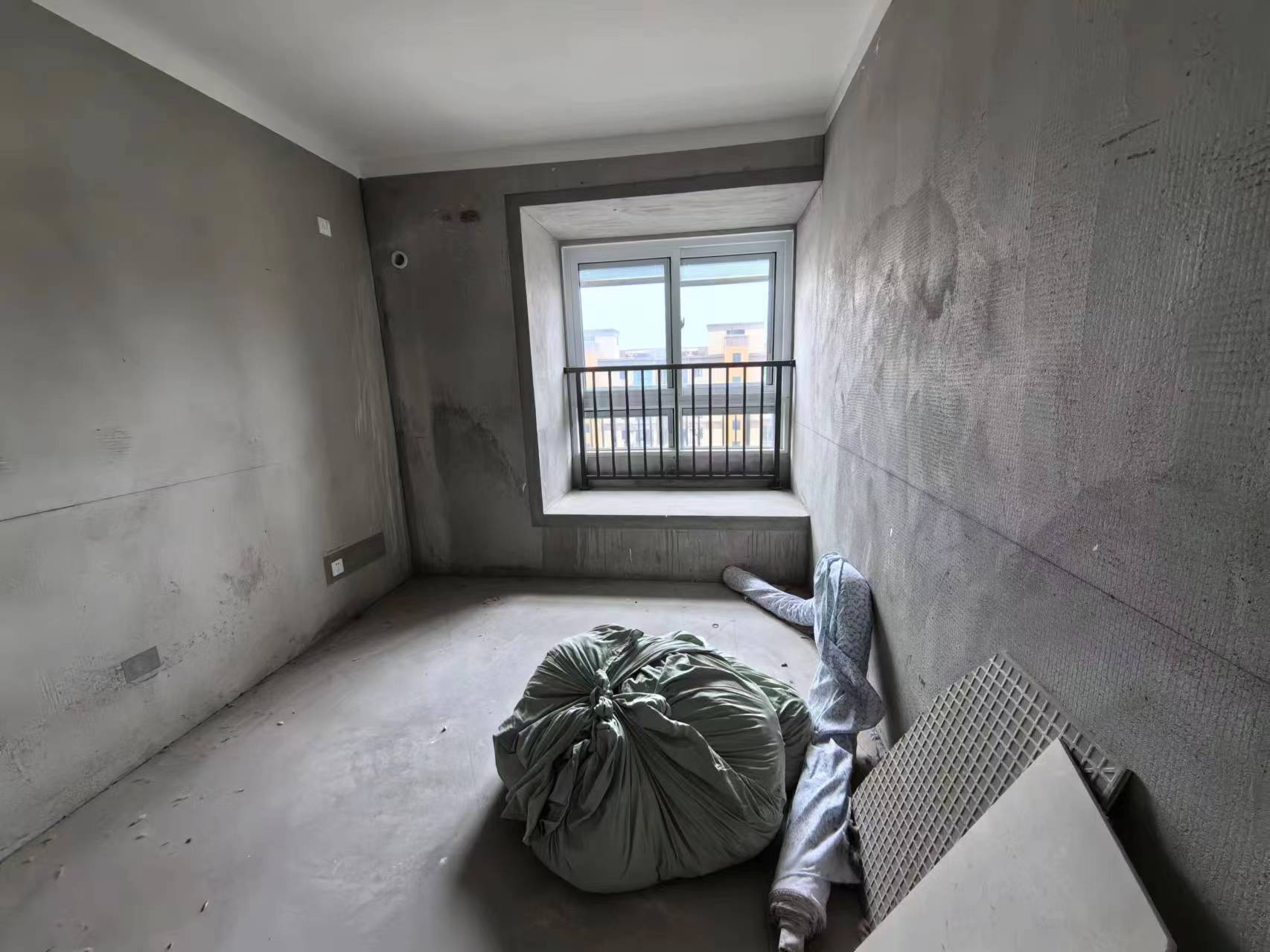 佳源都市 4室2厅2卫 127.24m&sup2;