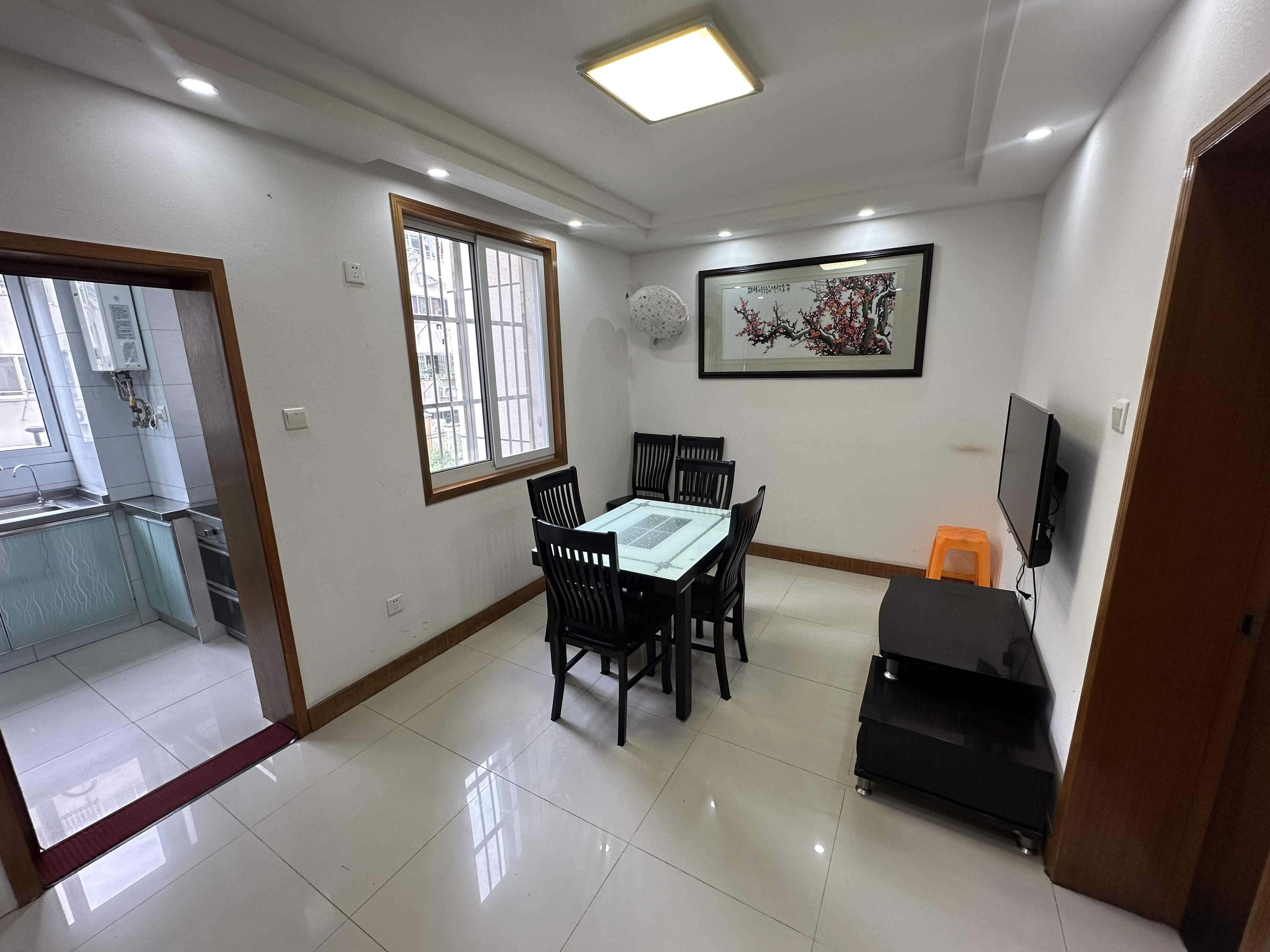 新桥新村 1室1厅1卫 42m²