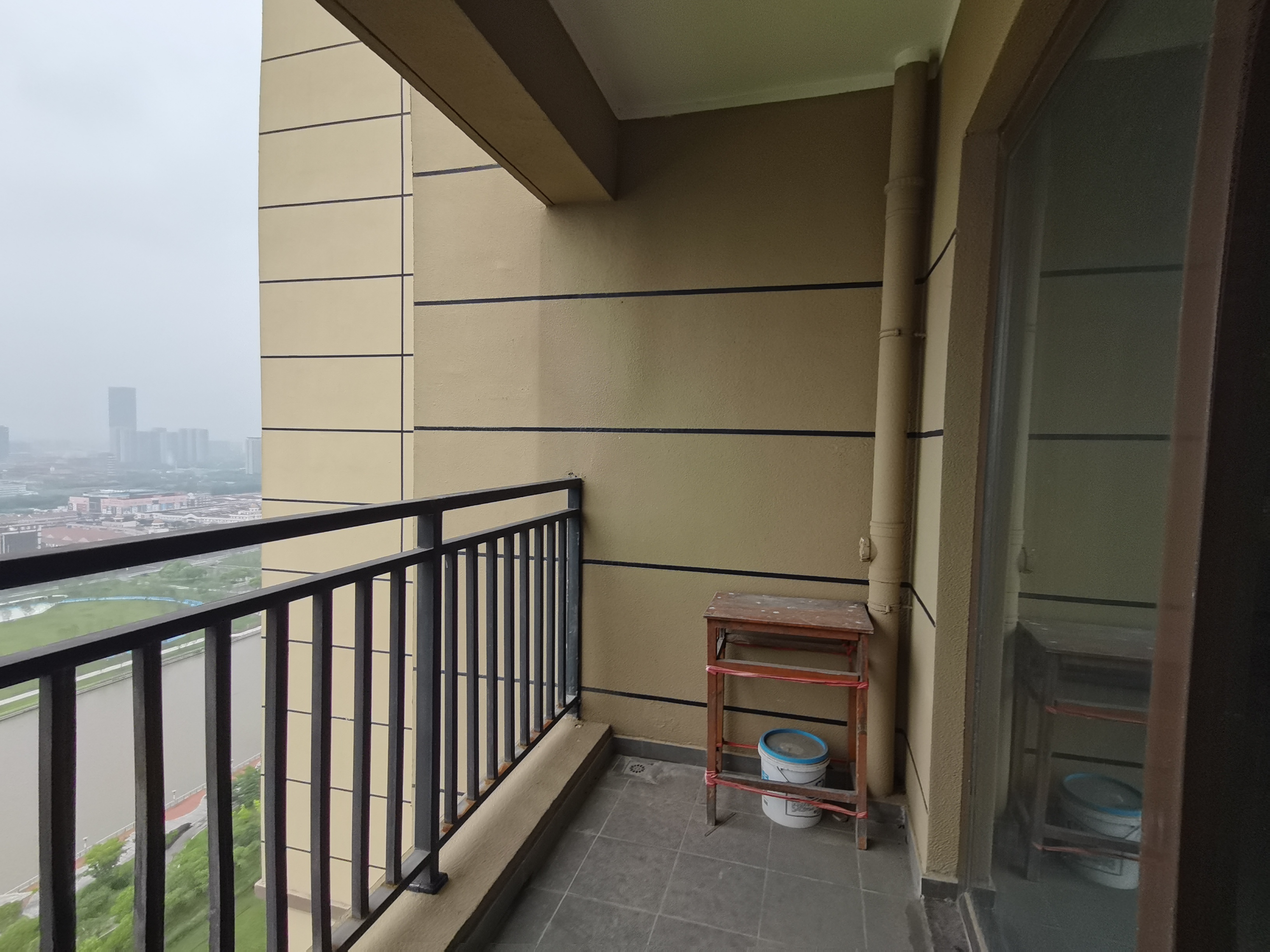 富力院士廷 4室2厅2卫 136m&sup2;