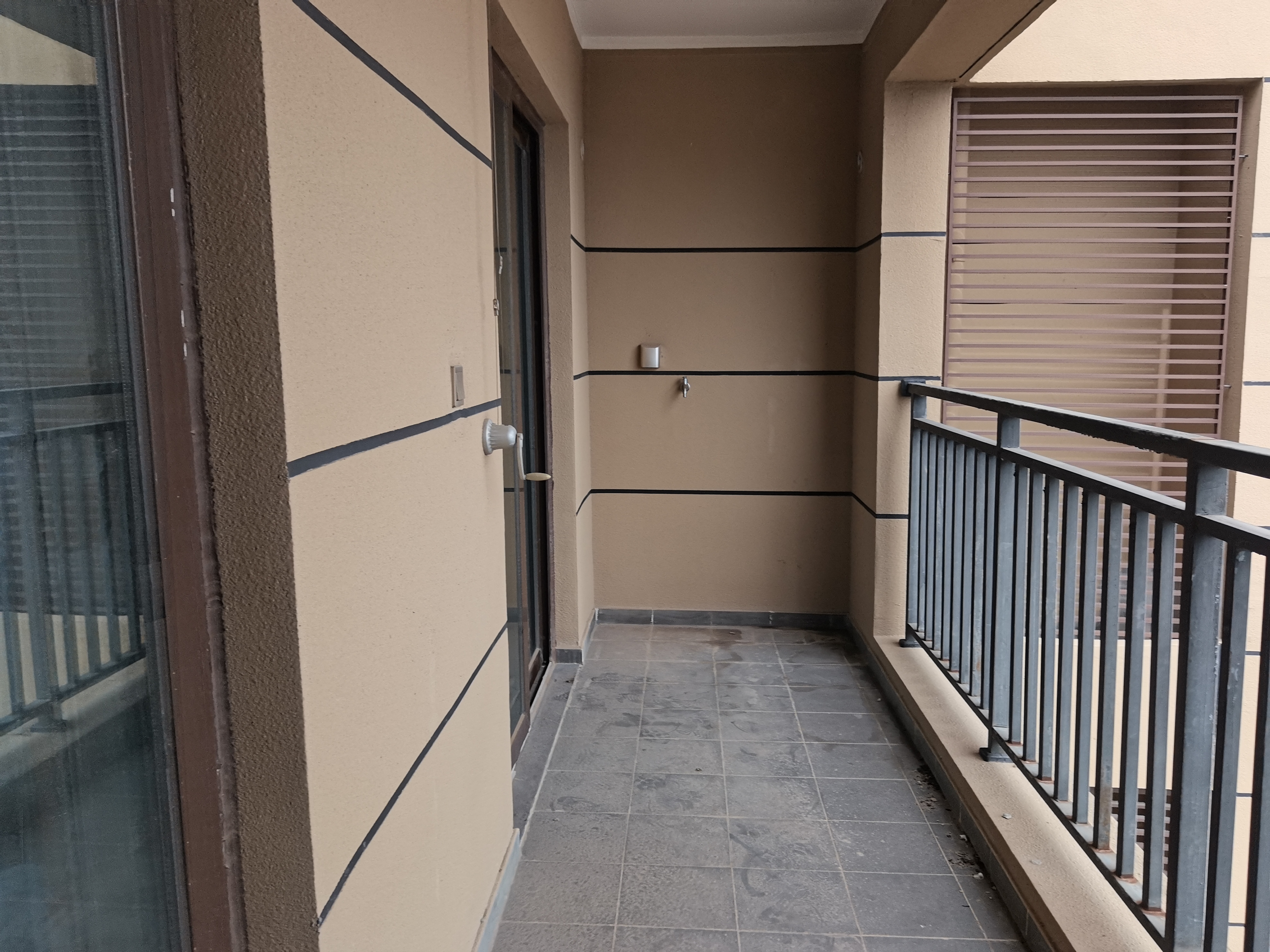 富力院士廷 4室2厅2卫 136m&sup2;