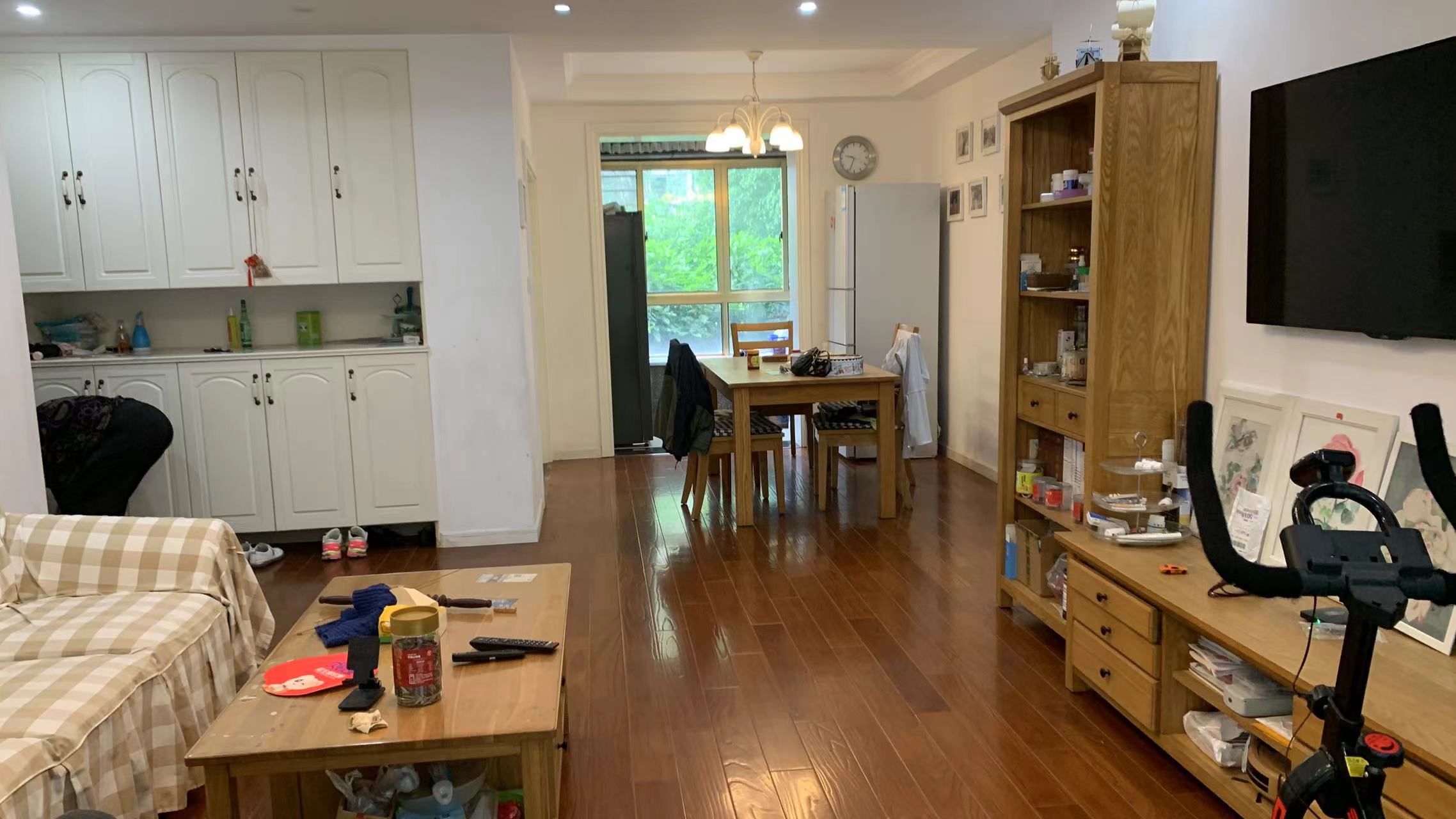 恒盛豪庭 3室2厅2卫 133m²