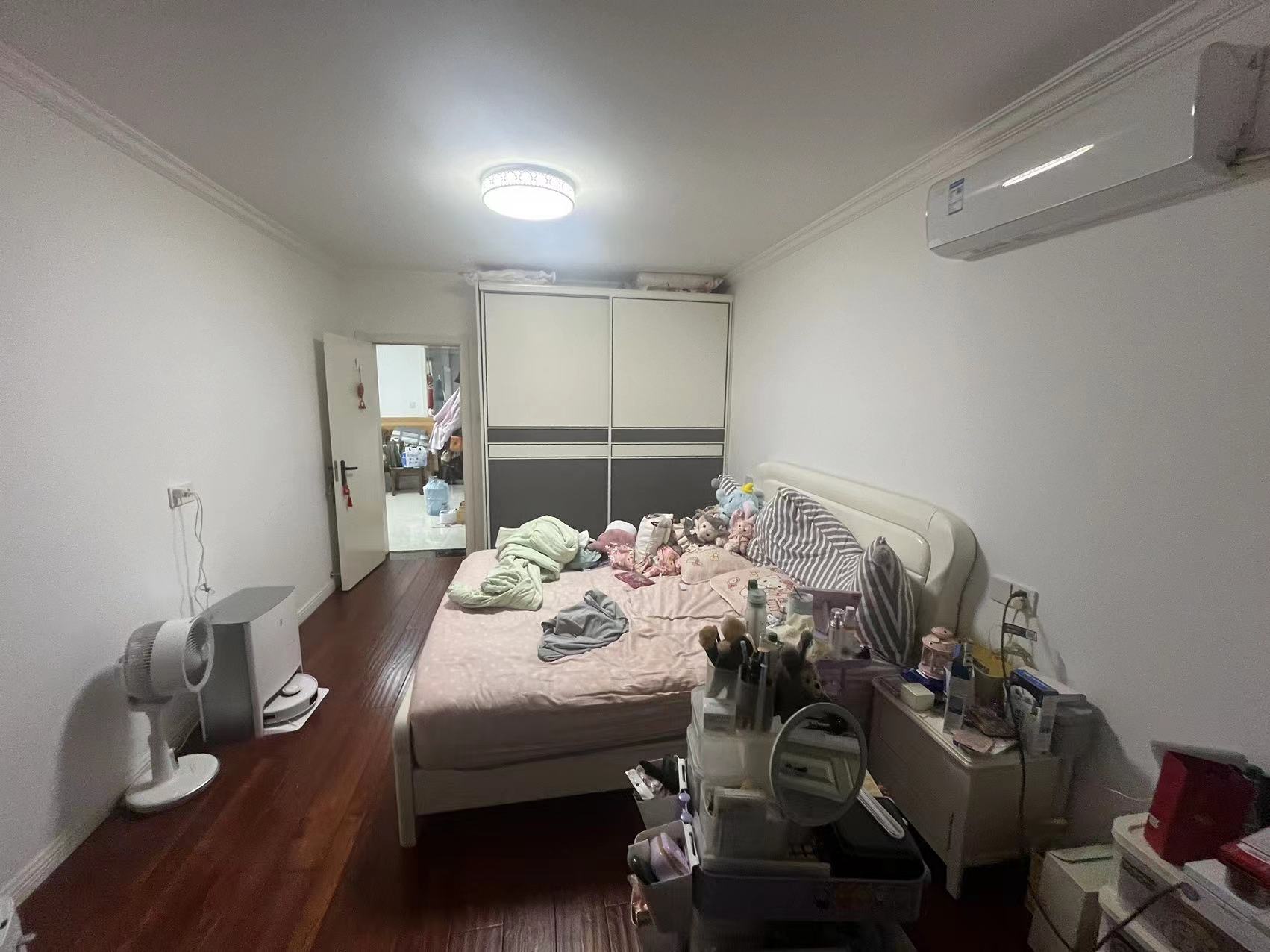 和兴花苑 3室2厅1卫 107m&sup2;