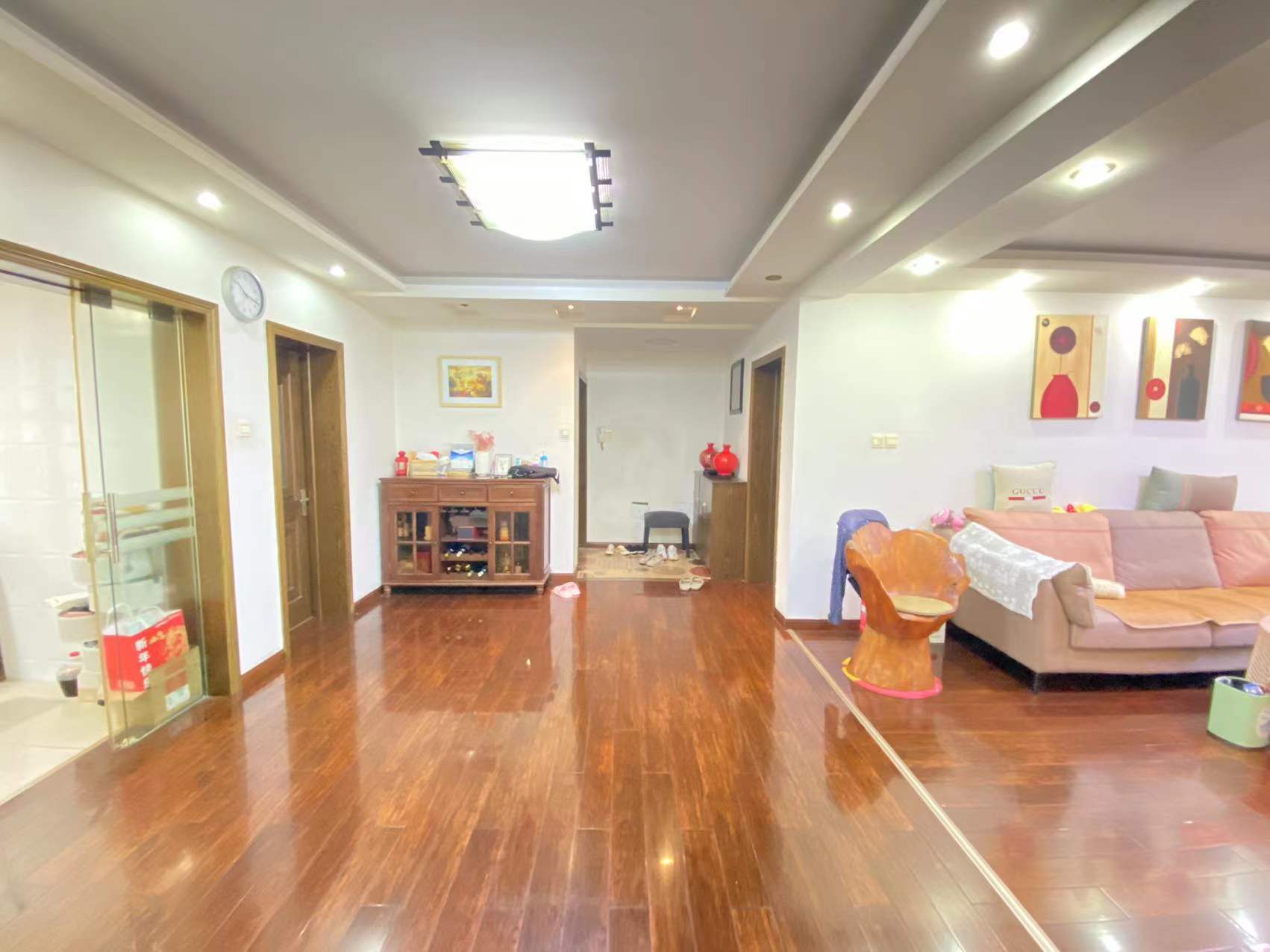 金辉花园 3室2厅1卫 121.22m&sup2;