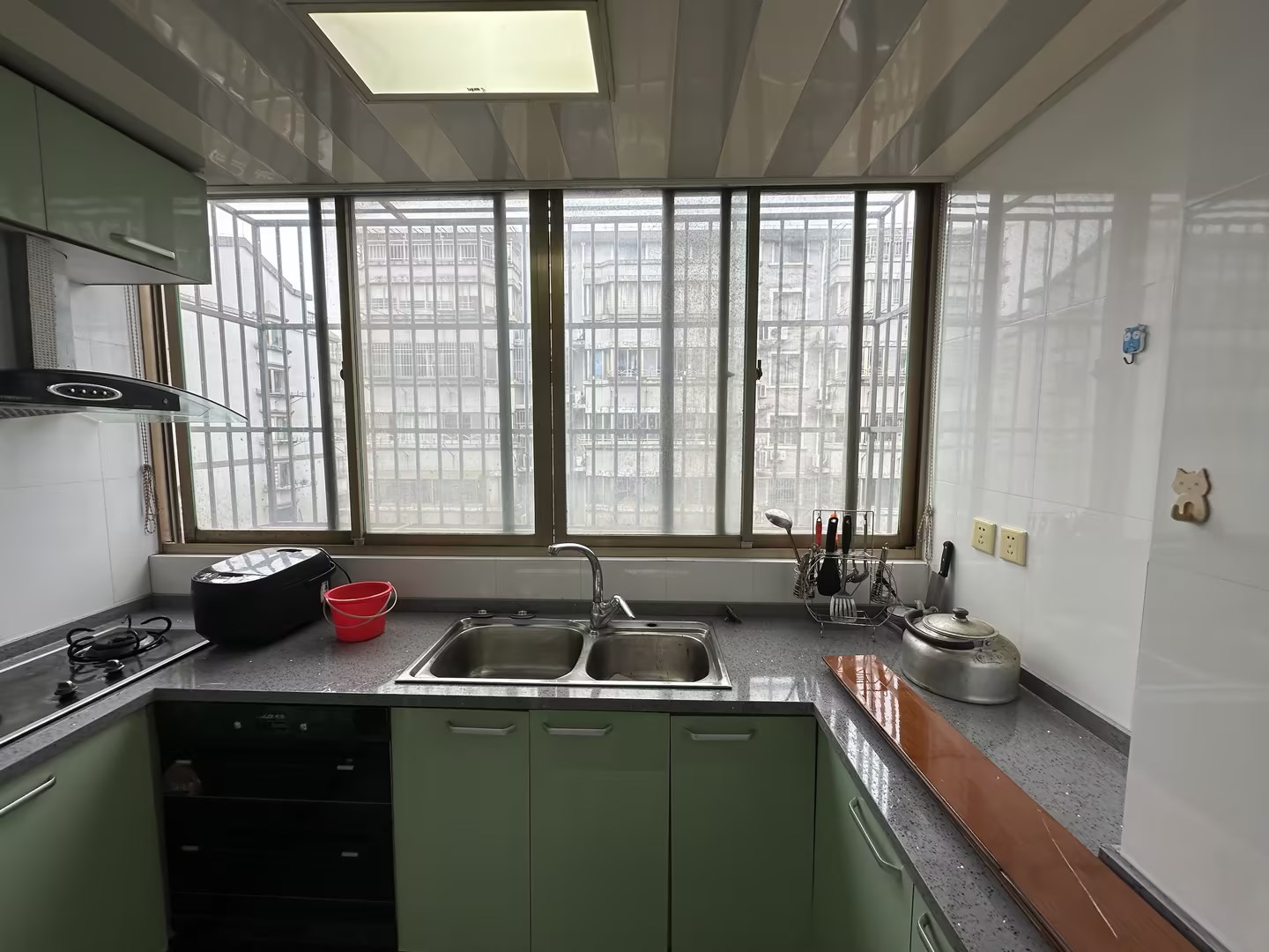 天都花苑 2室1厅1卫 90m&sup2;