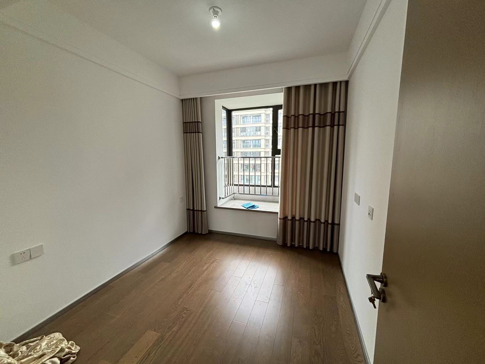 远创宸樾 3室2厅1卫 97m&sup2;