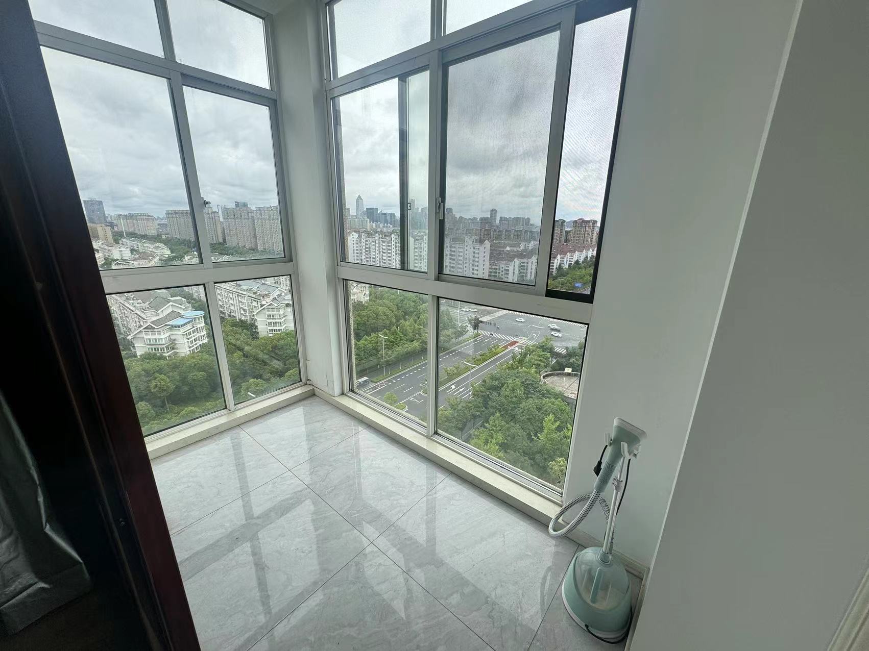 颐景苑 2室1厅1卫 107m&sup2;