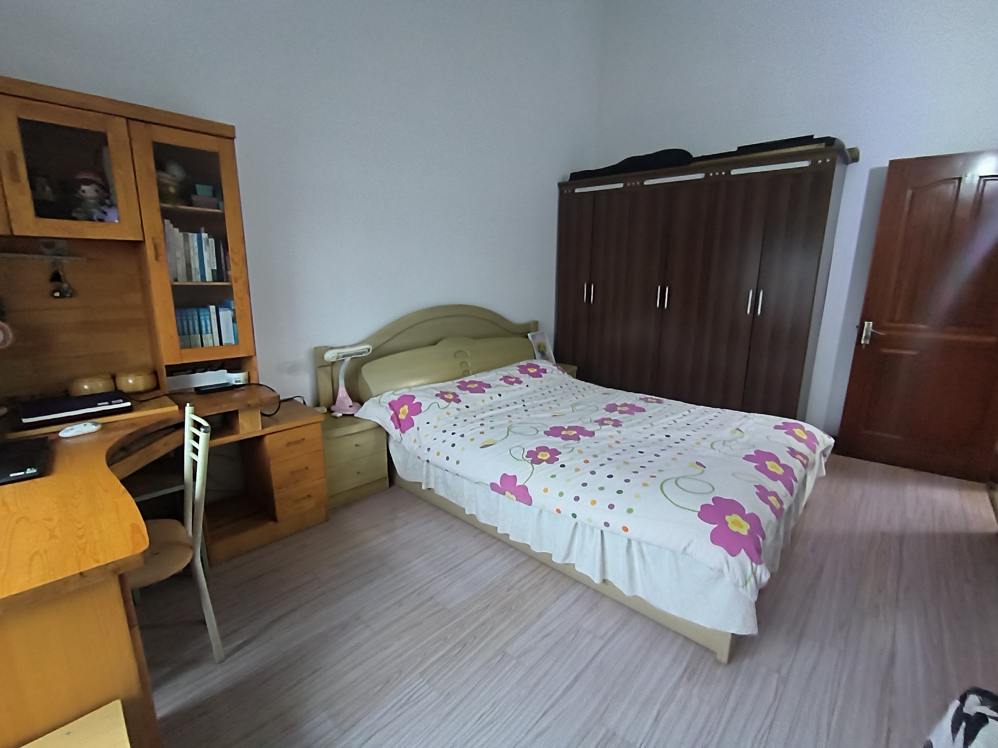 五山花苑 4室2厅2卫 141.68m&sup2;