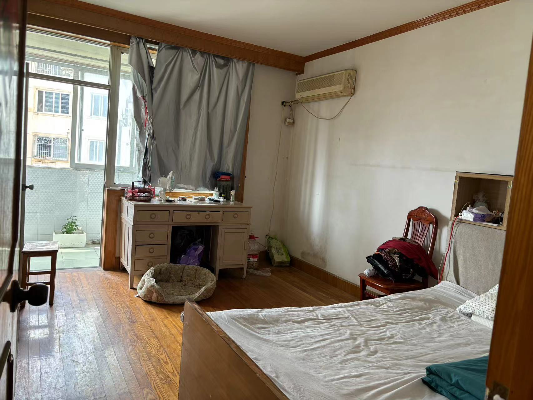 光明东村一期 2室1厅1卫 85m&sup2;