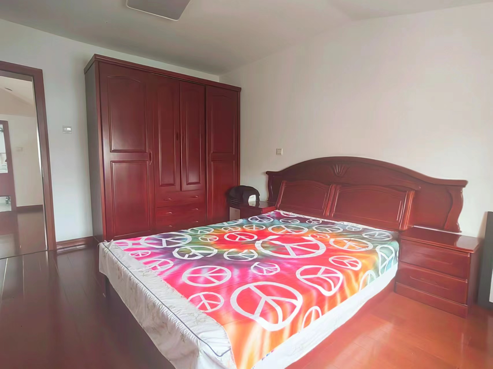 天都花苑   4室2厅2卫 85m&sup2;