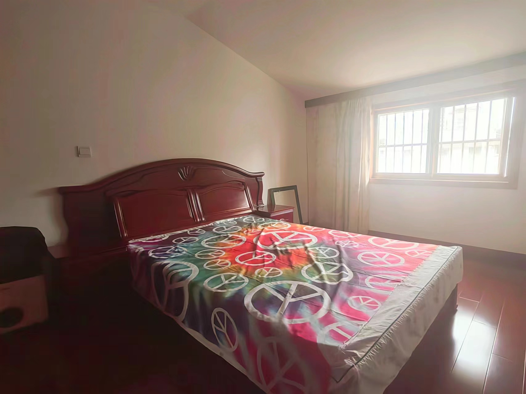 天都花苑   4室2厅2卫 85m&sup2;