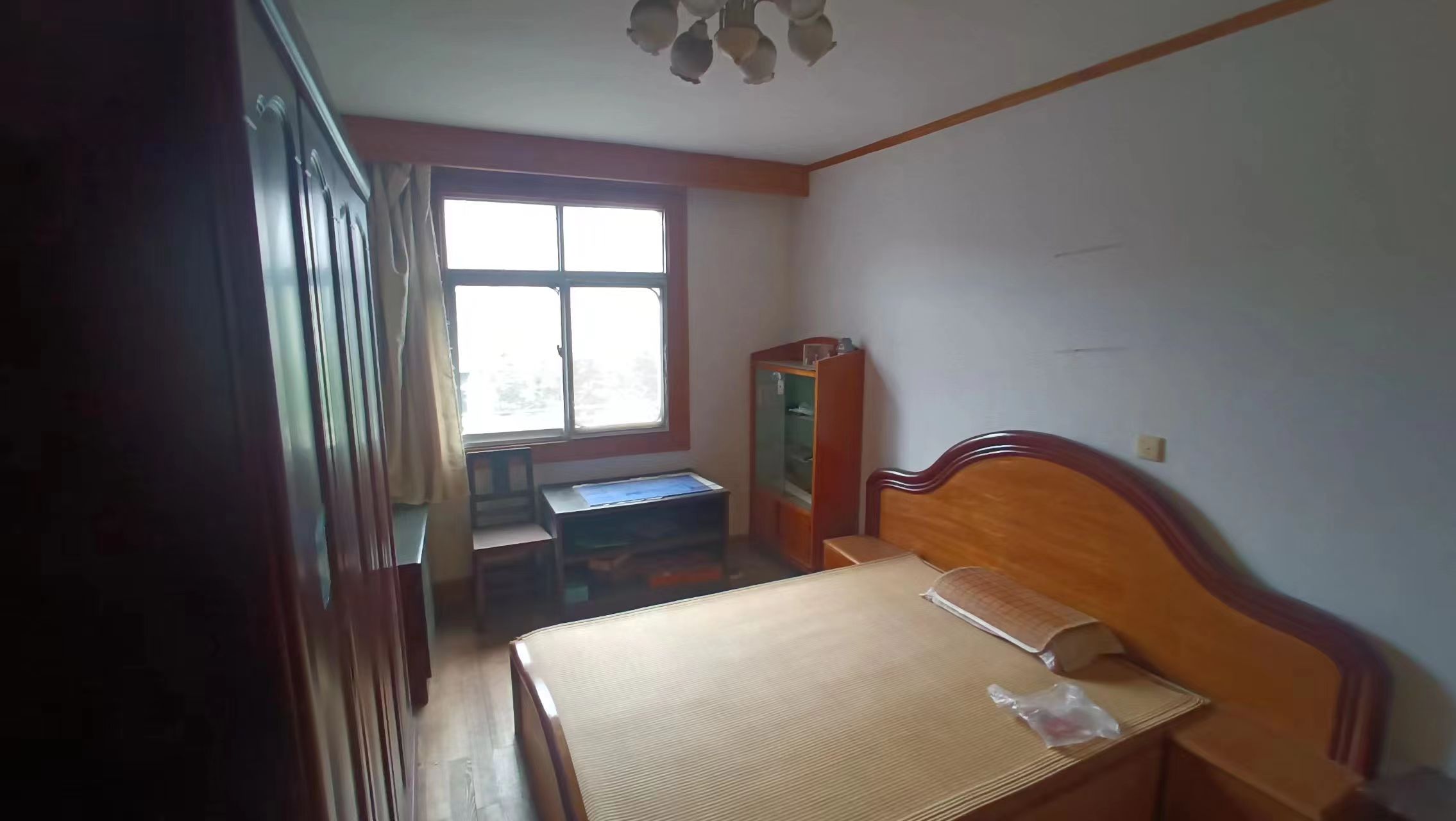 新建路新村(新建花苑) 2室1厅1卫 63.73m&sup2;