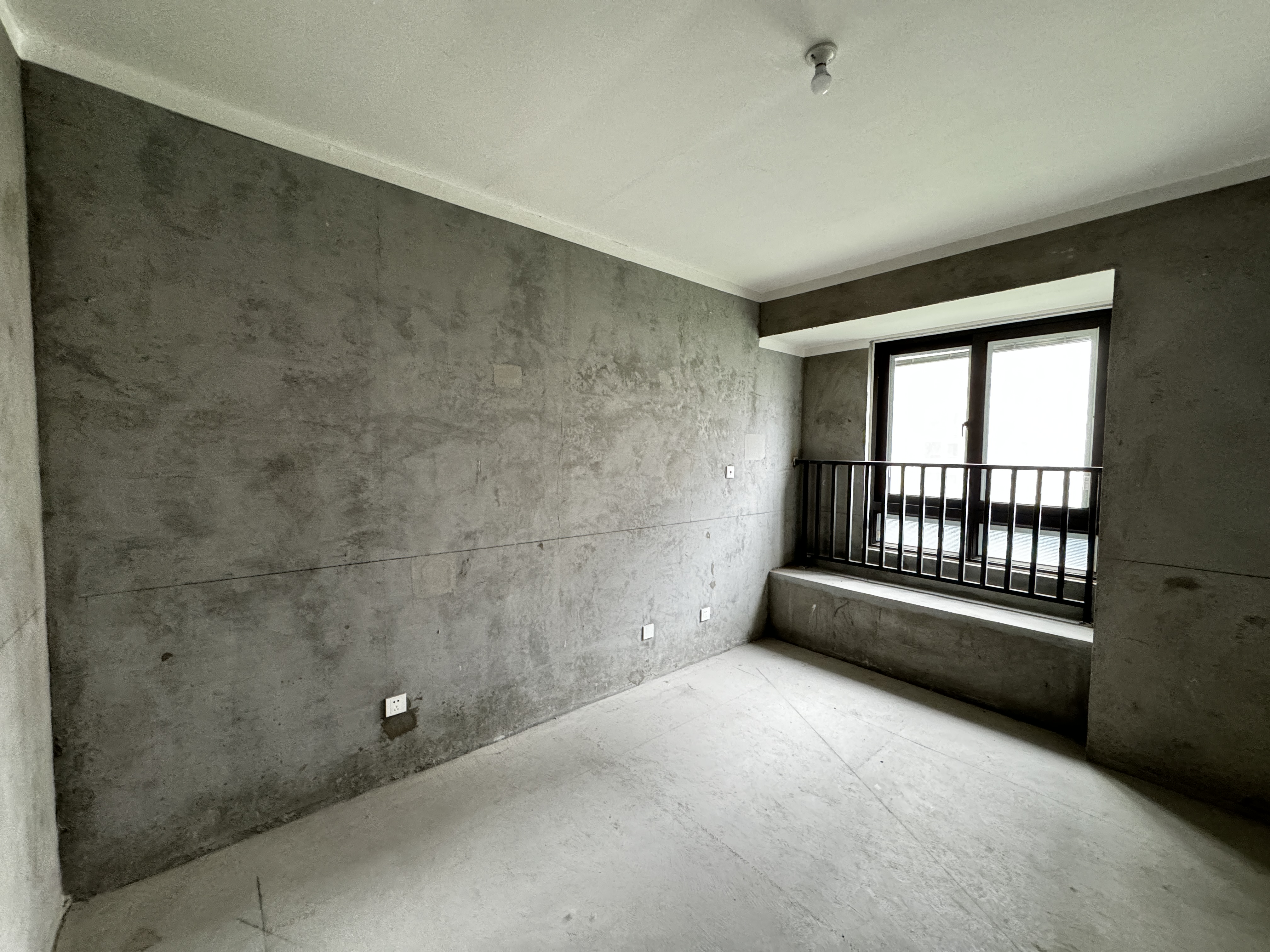 保利香槟国际 3室2厅2卫 100.00m&sup2;