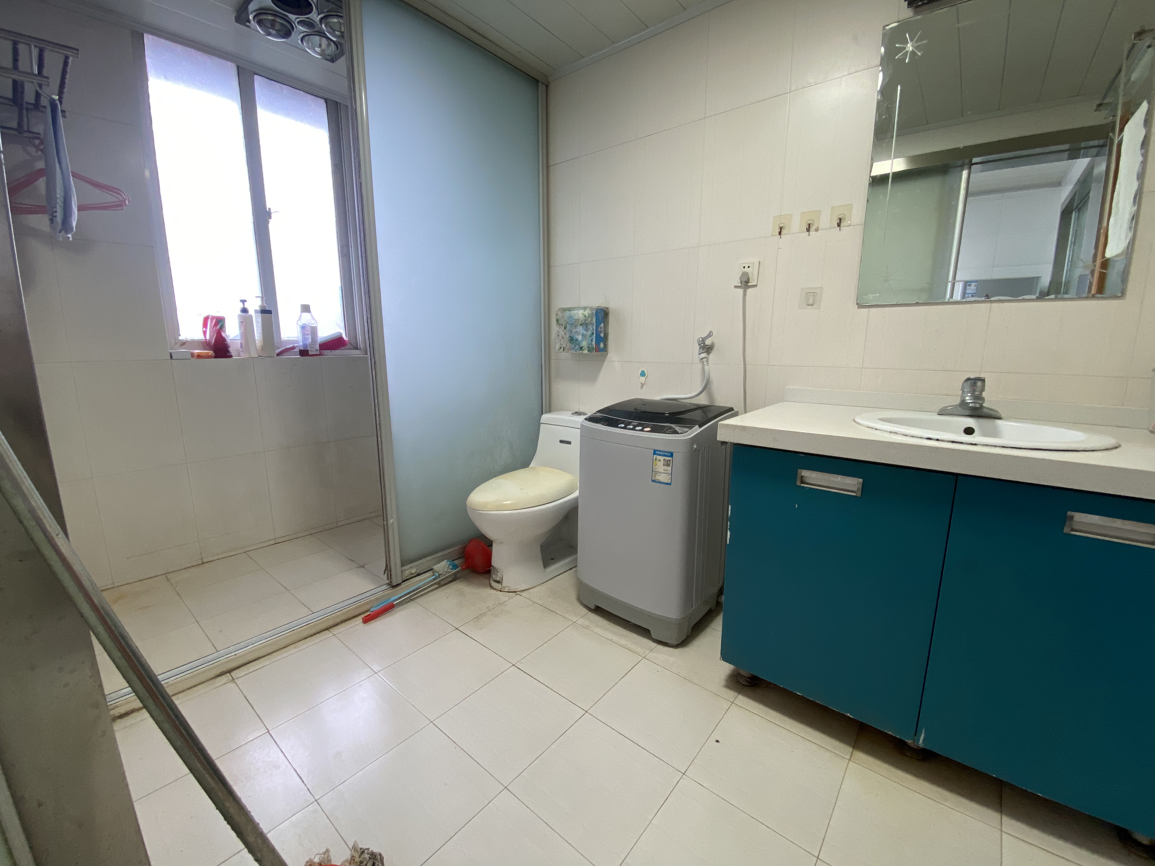 外滩小区 4室2厅1卫 131.64m&sup2;