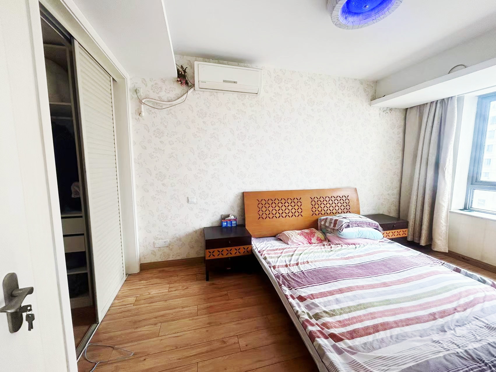 景华城 2室2厅1卫 98.24m&sup2;