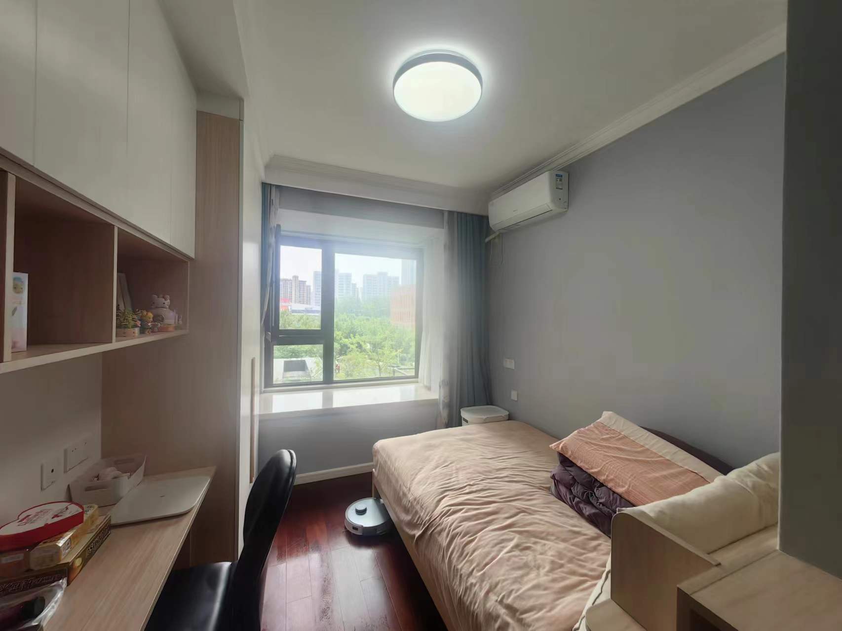 红星天铂 4室2厅2卫 128m&sup2;