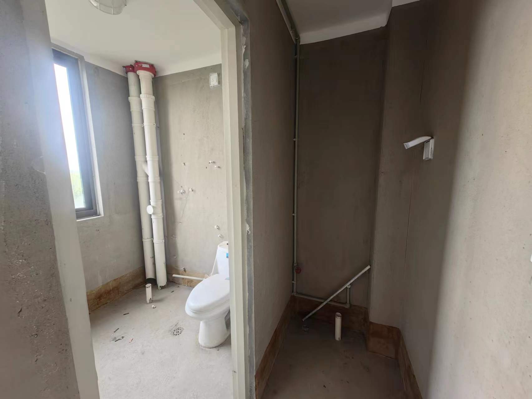 兴石花园 3室2厅1卫 104m&sup2;