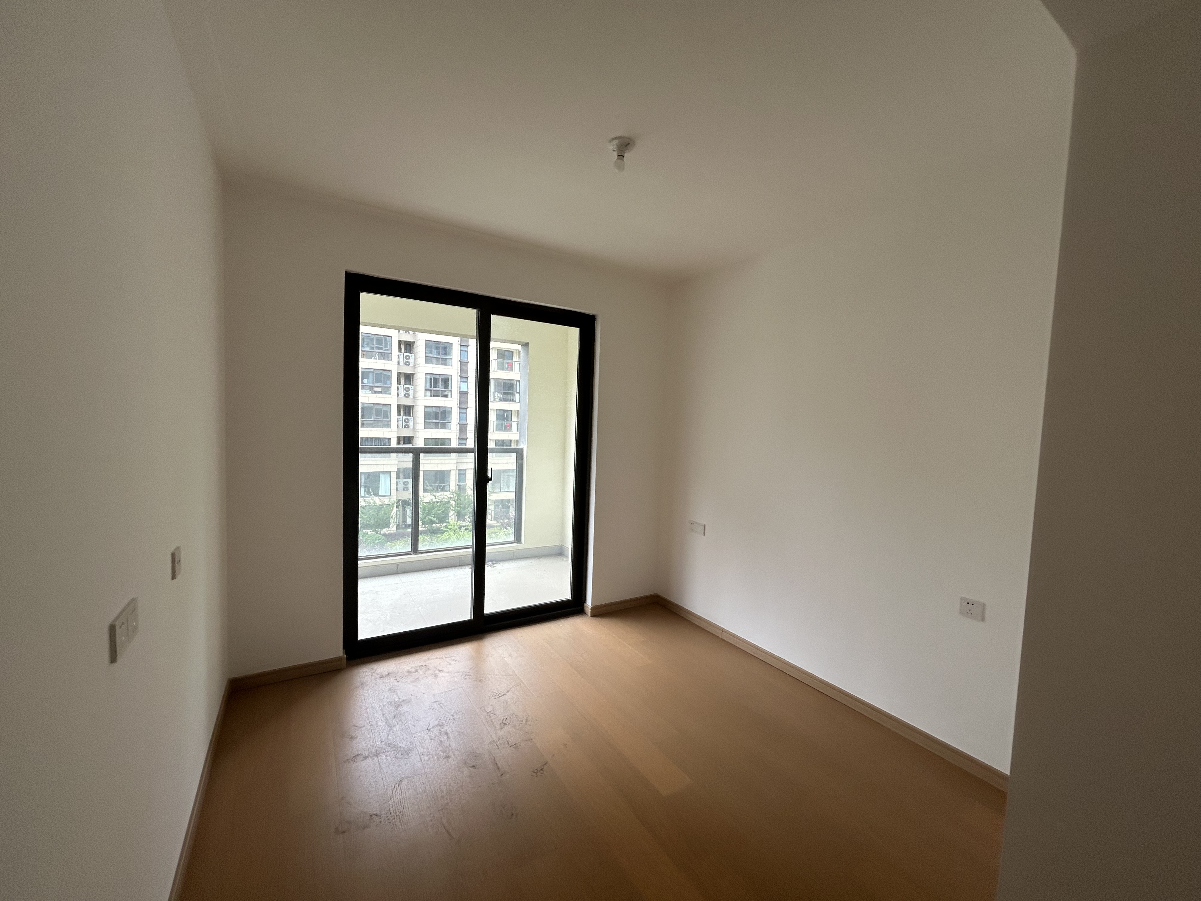时光漫城 3室2厅2卫 113m&sup2;