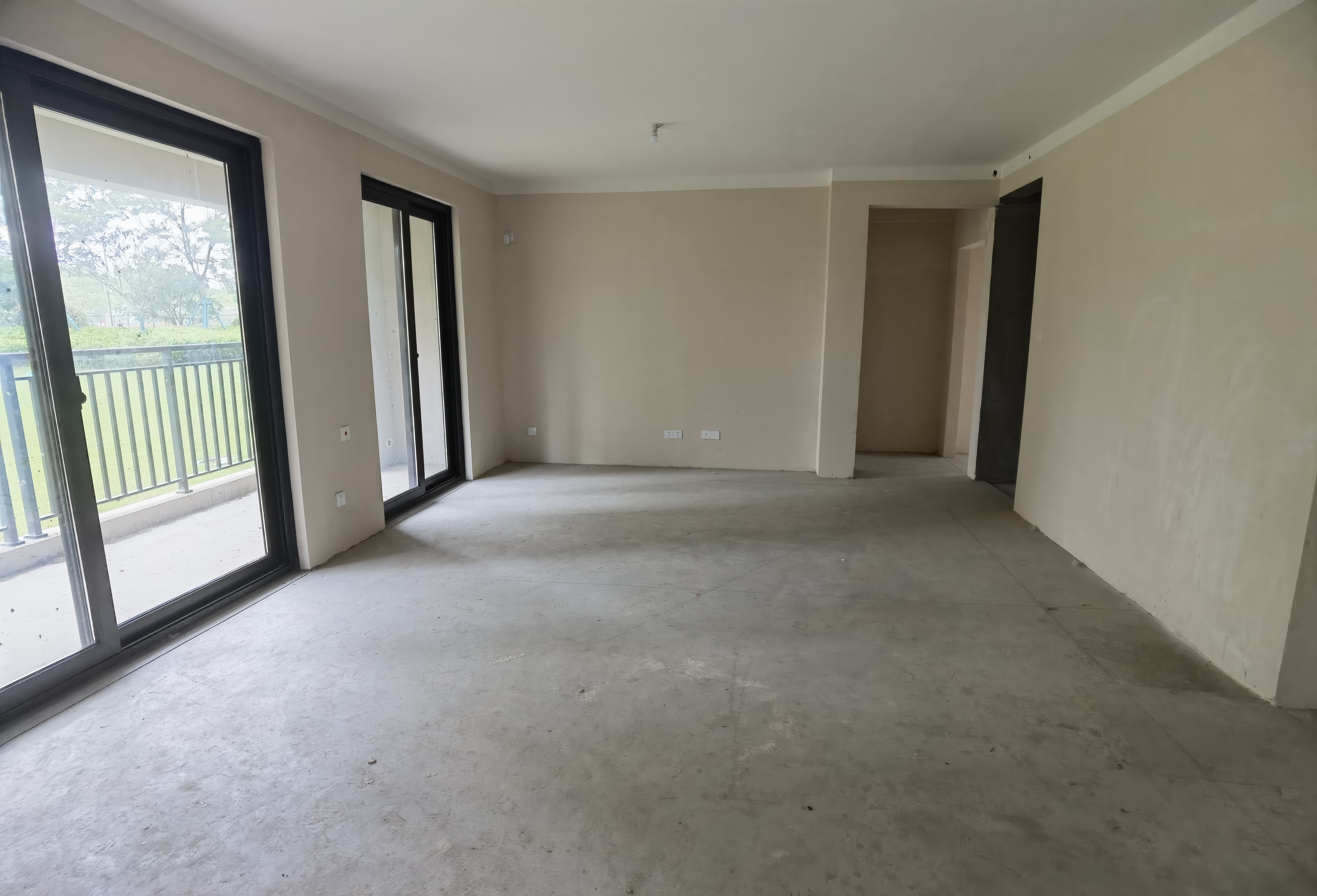 绿地江海图 3室2厅2卫 127.00m²