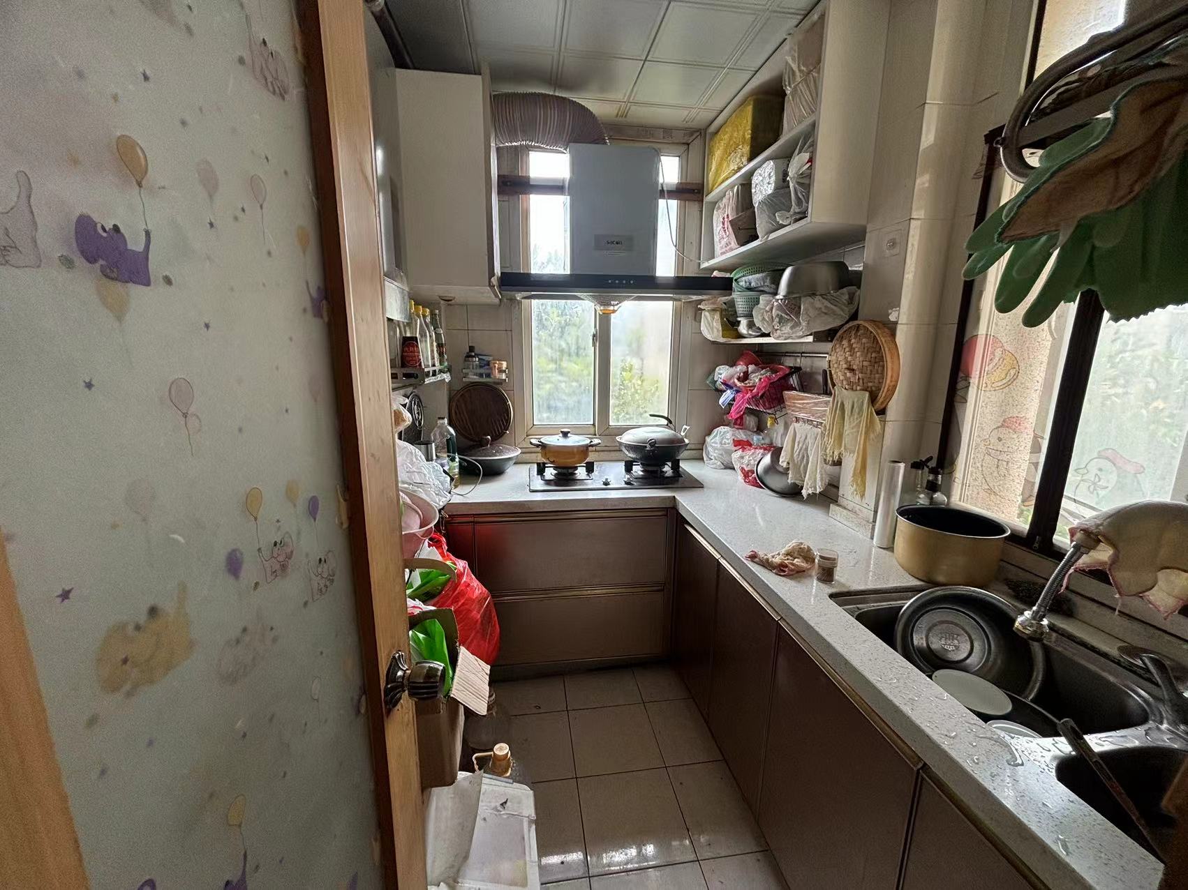 虹桥新村(朝霞路) 2室1厅1卫 61m&sup2;