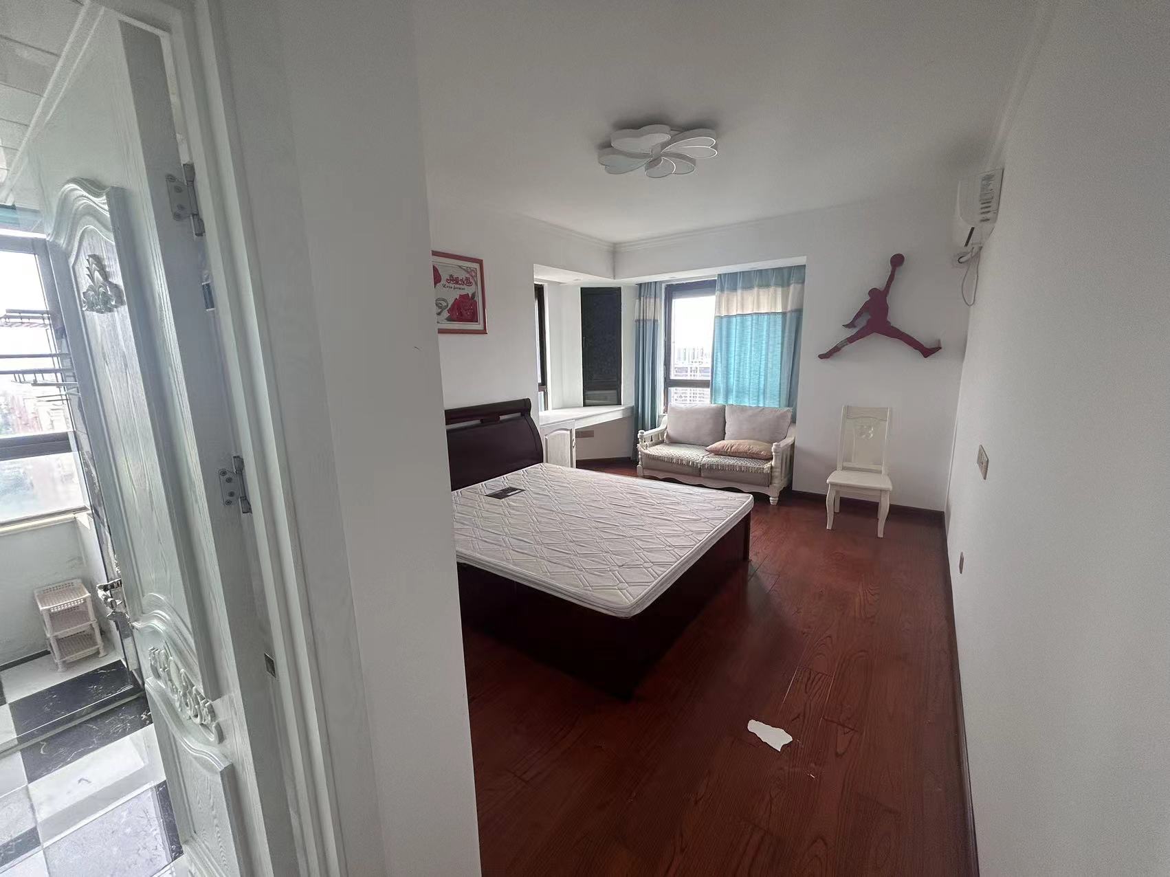 帝奥世伦名郡 3室2厅2卫 138.82m&sup2;