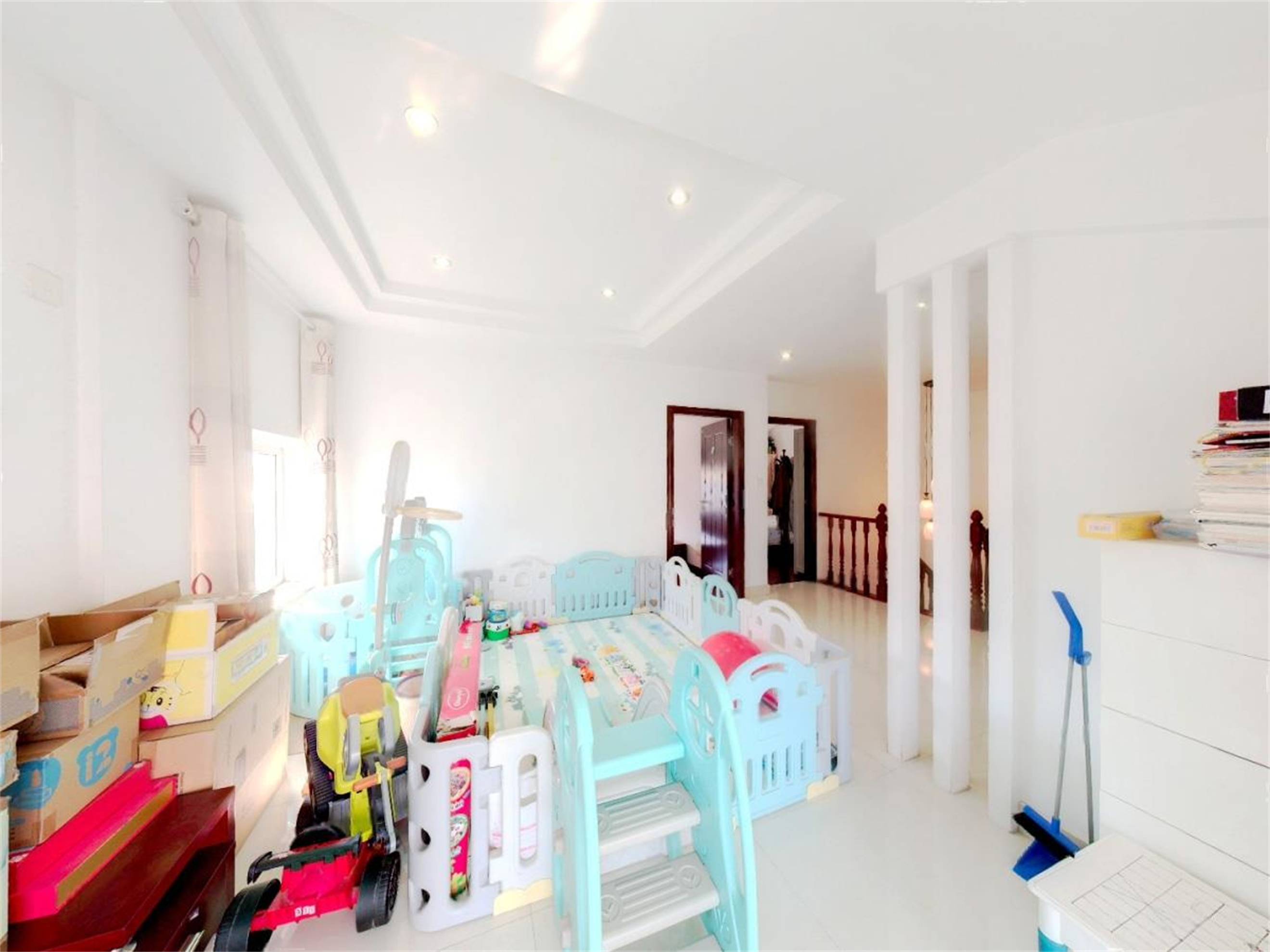 天虹花园 4室2厅2卫 159.2m²