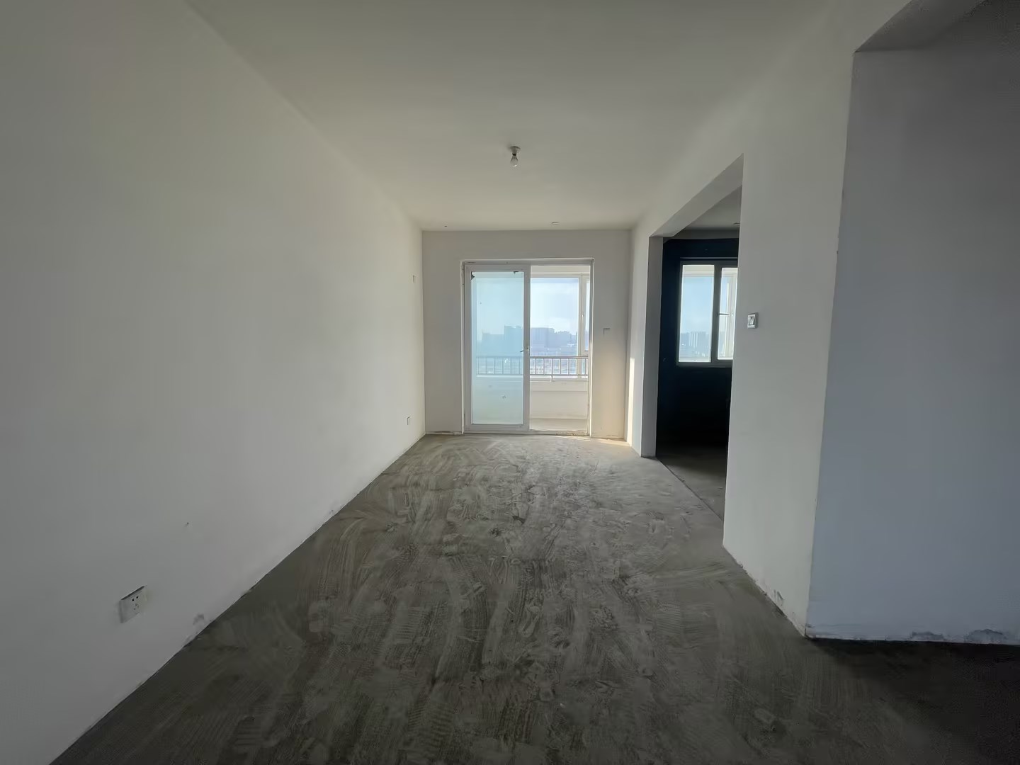 江海名苑南区 3室2厅2卫 157.13m²