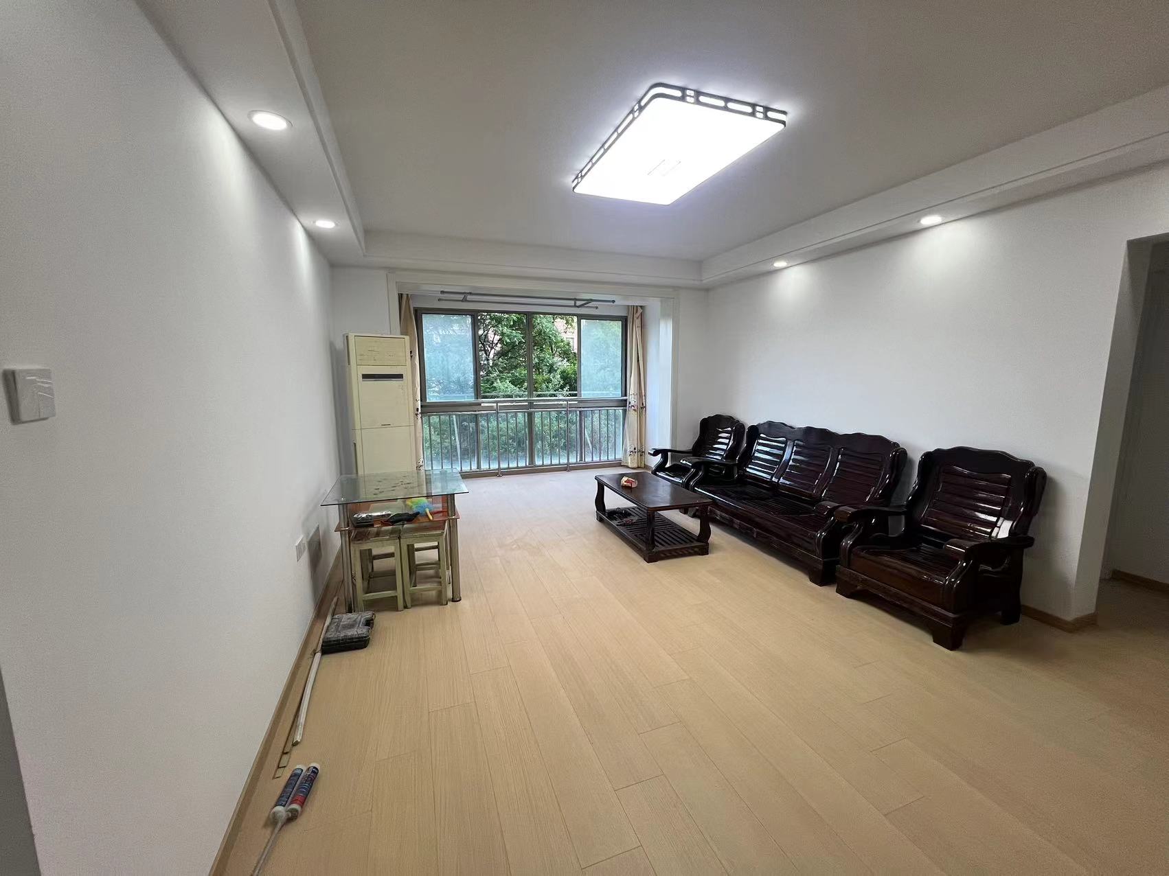 濠滨花园 3室2厅2卫 128m&sup2;