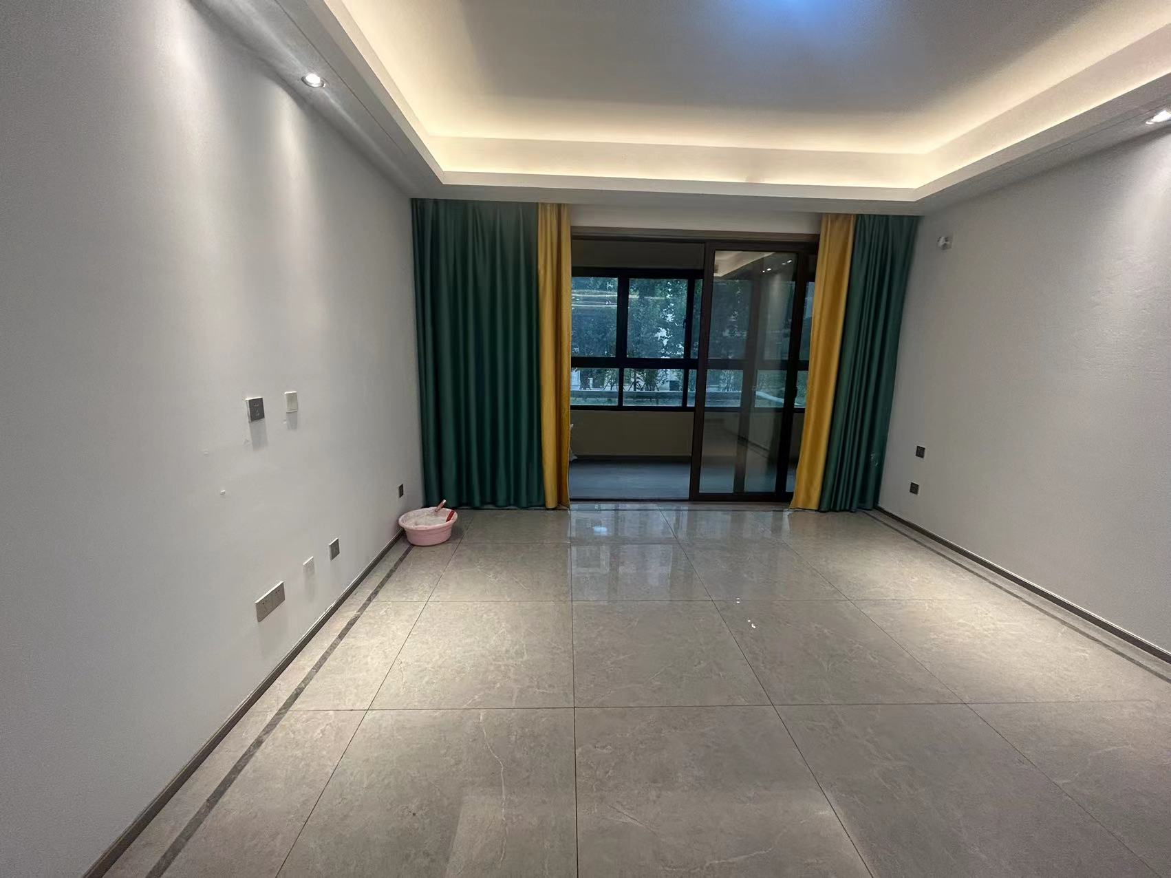 珑府 4室2厅2卫 144.44m²