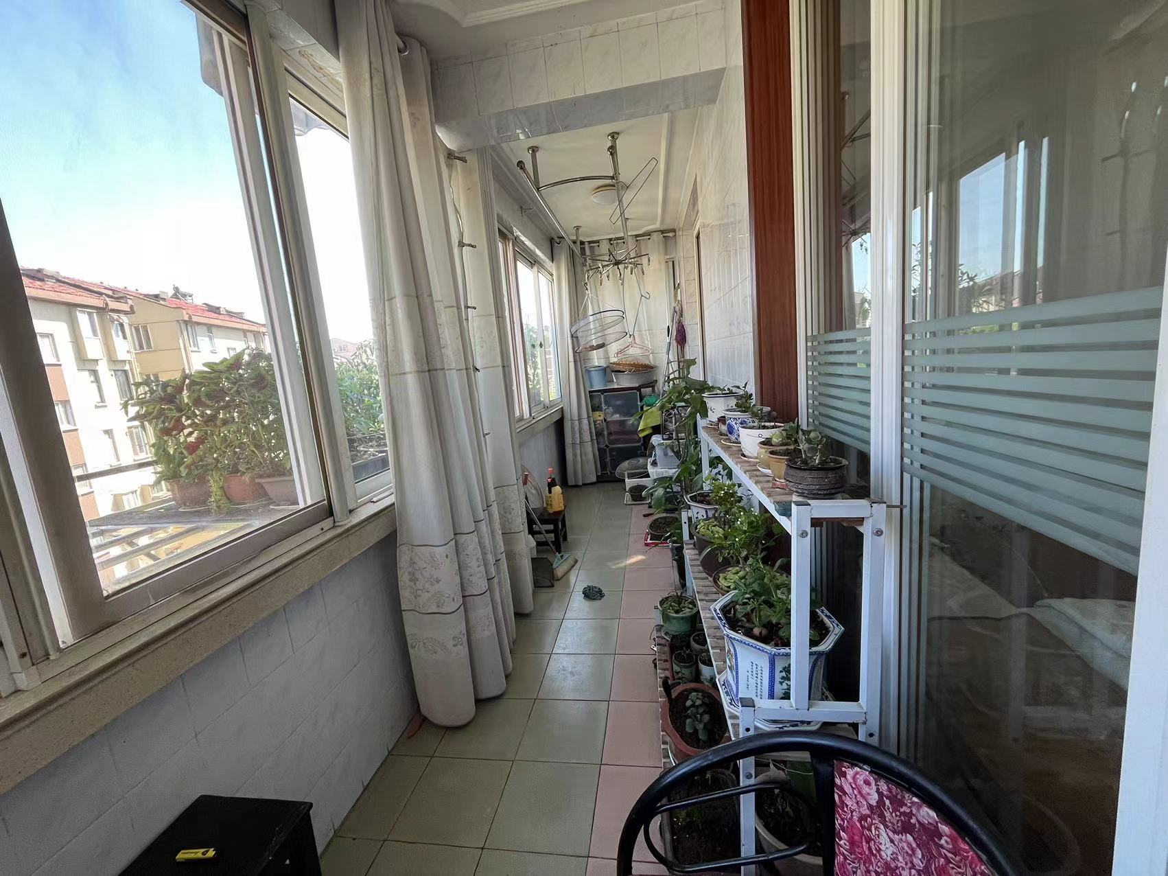 外滩小区 3室2厅1卫 107.80m&sup2;