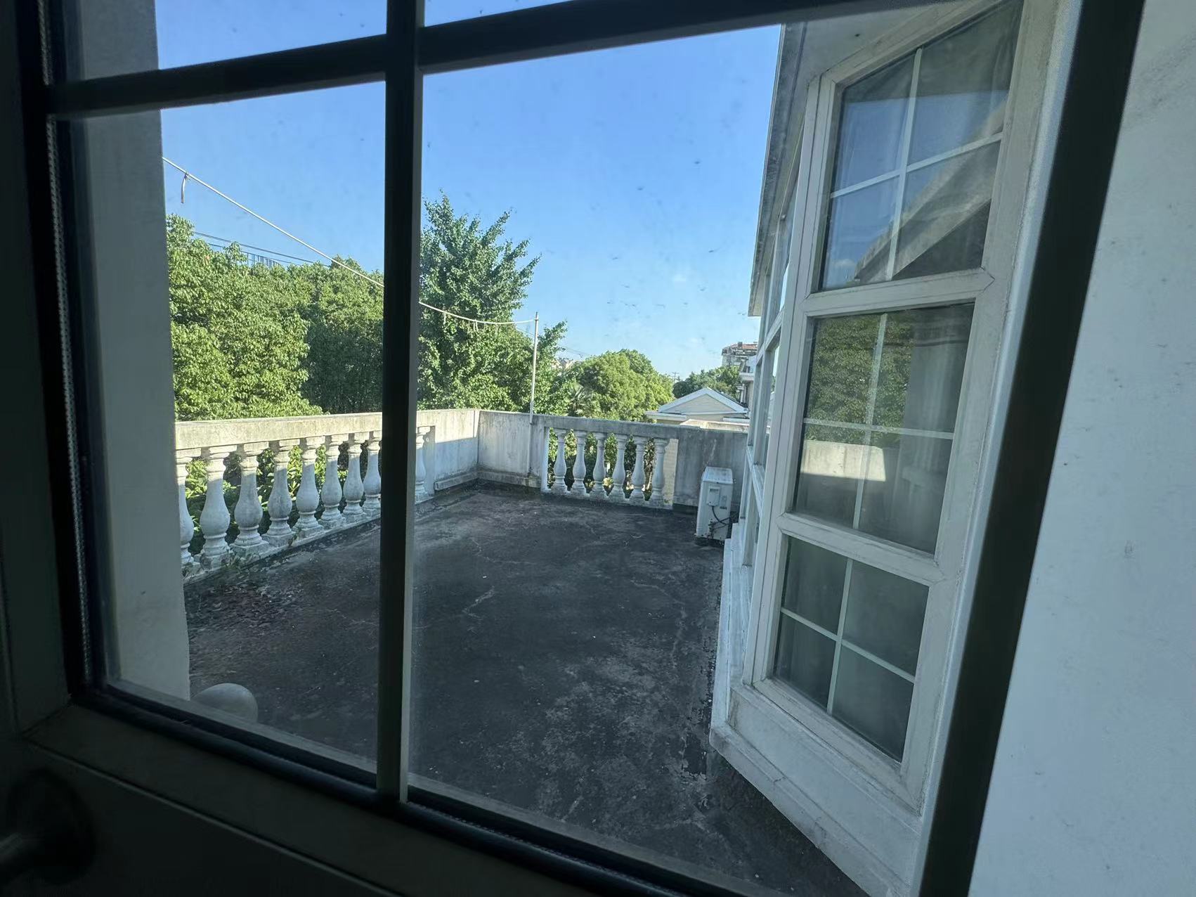 爱玛花苑 4室3厅2卫 246m&sup2;