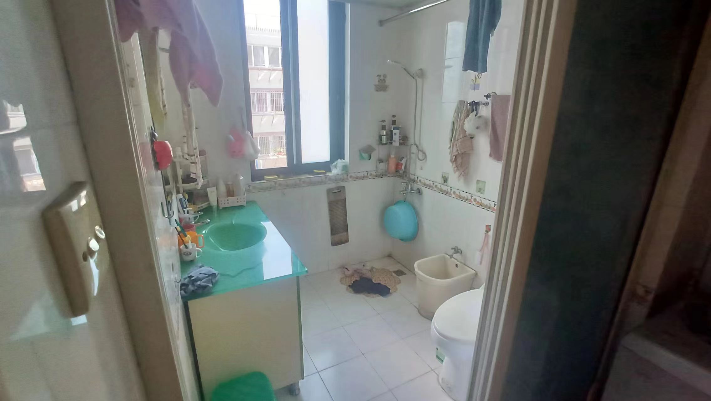 绿苑 3室2厅2卫 141.54m&sup2;