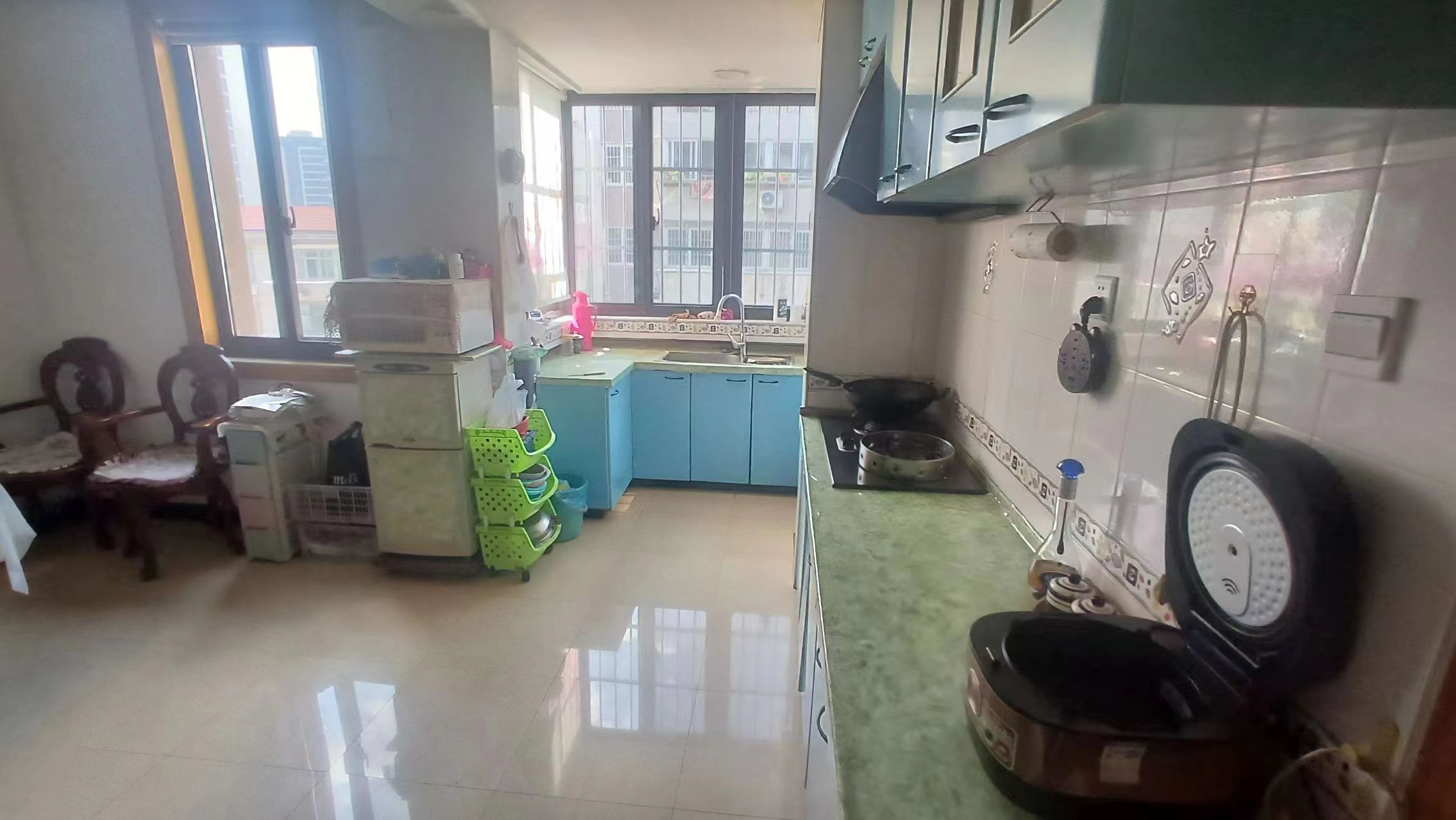 绿苑 3室2厅2卫 141.54m&sup2;
