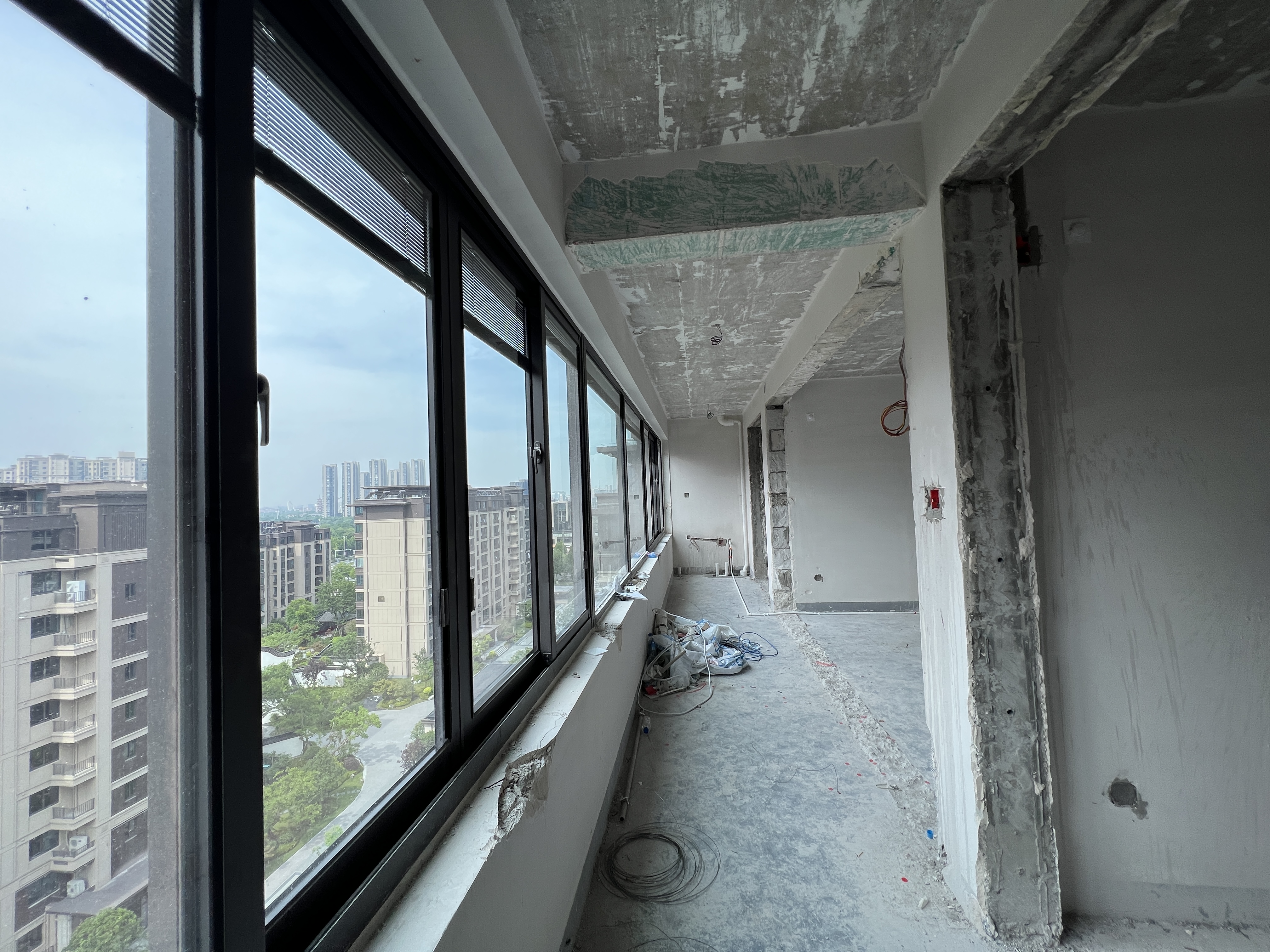 建发御珑湾 4室2厅2卫 143m²