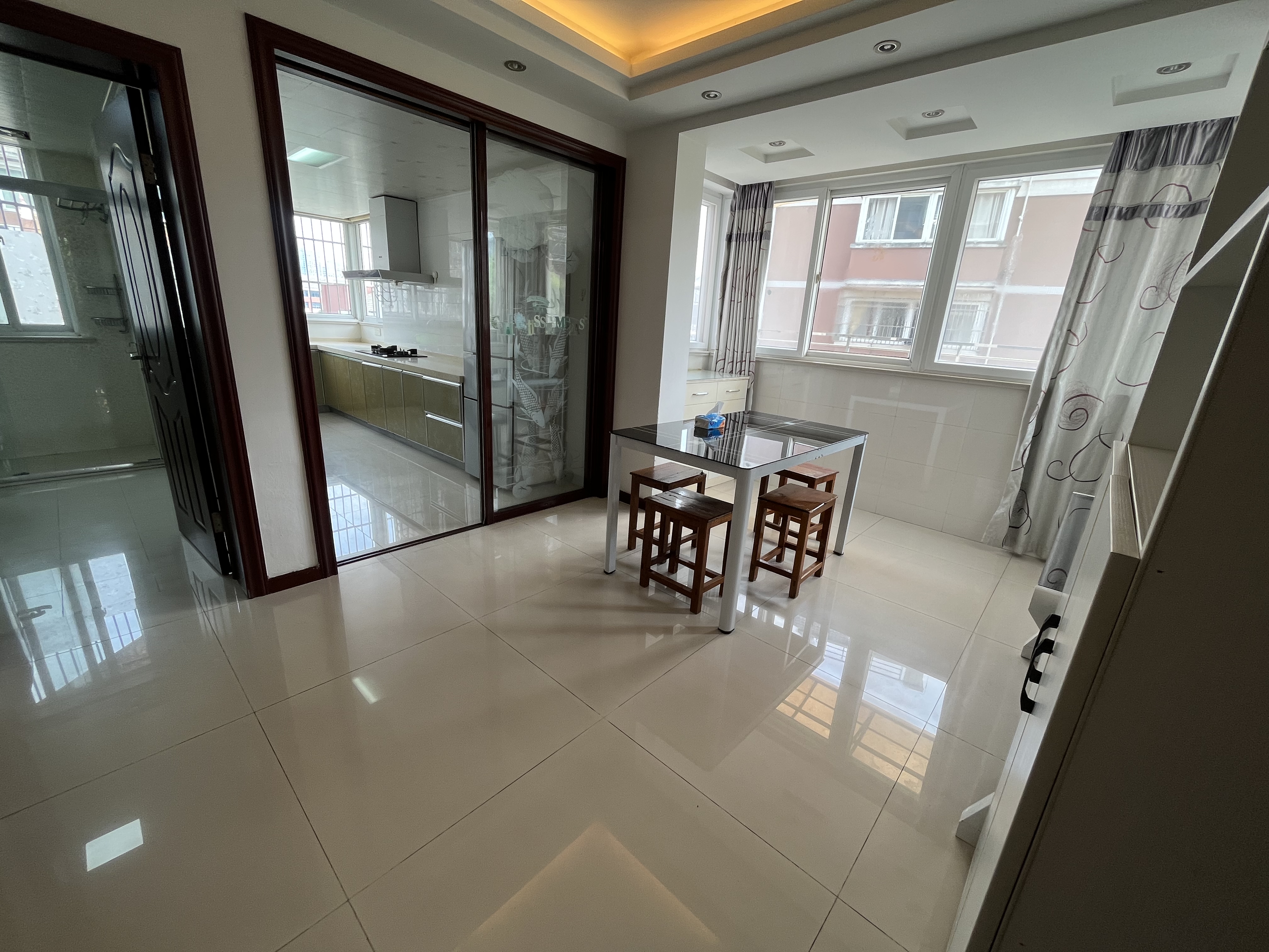 五山新苑 2室1厅1卫 80m²