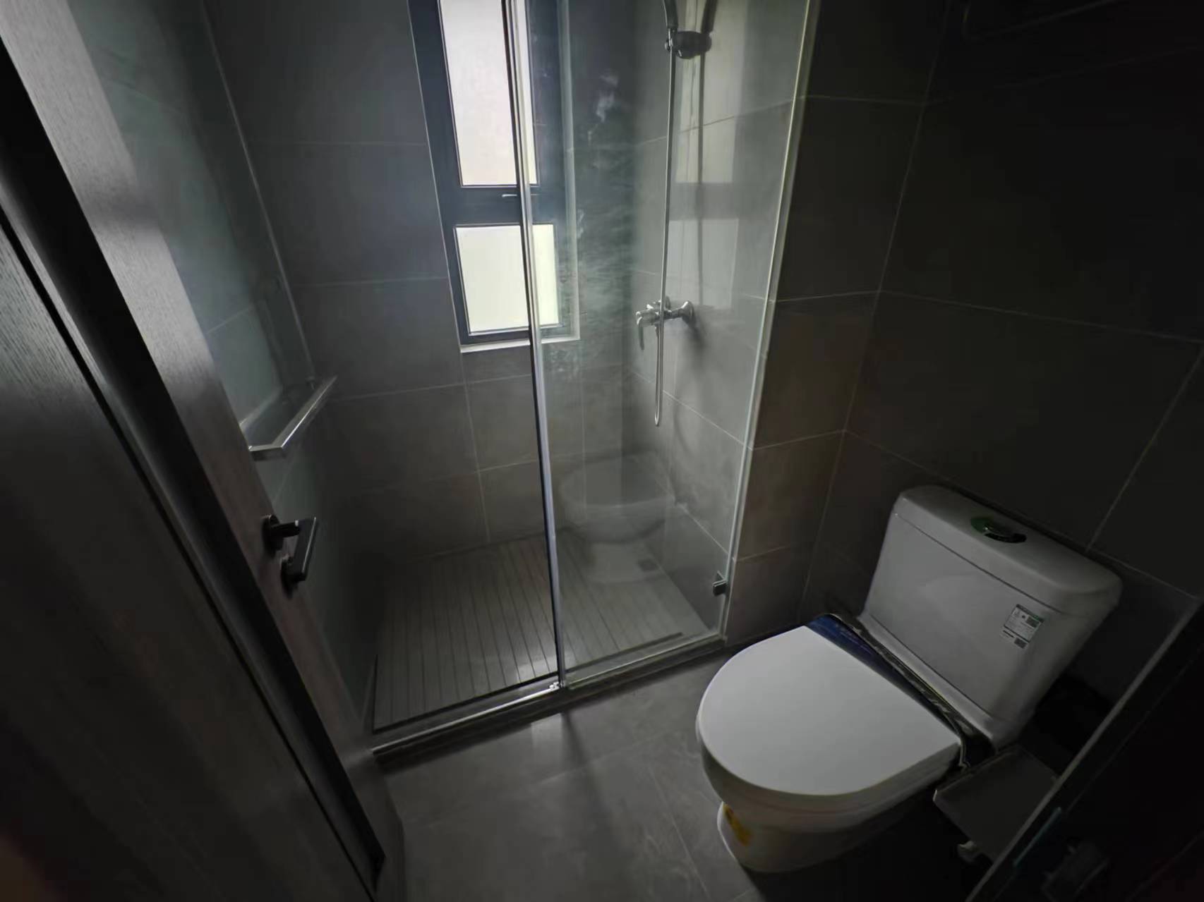 万科翡翠东第 3室2厅2卫 130m&sup2;