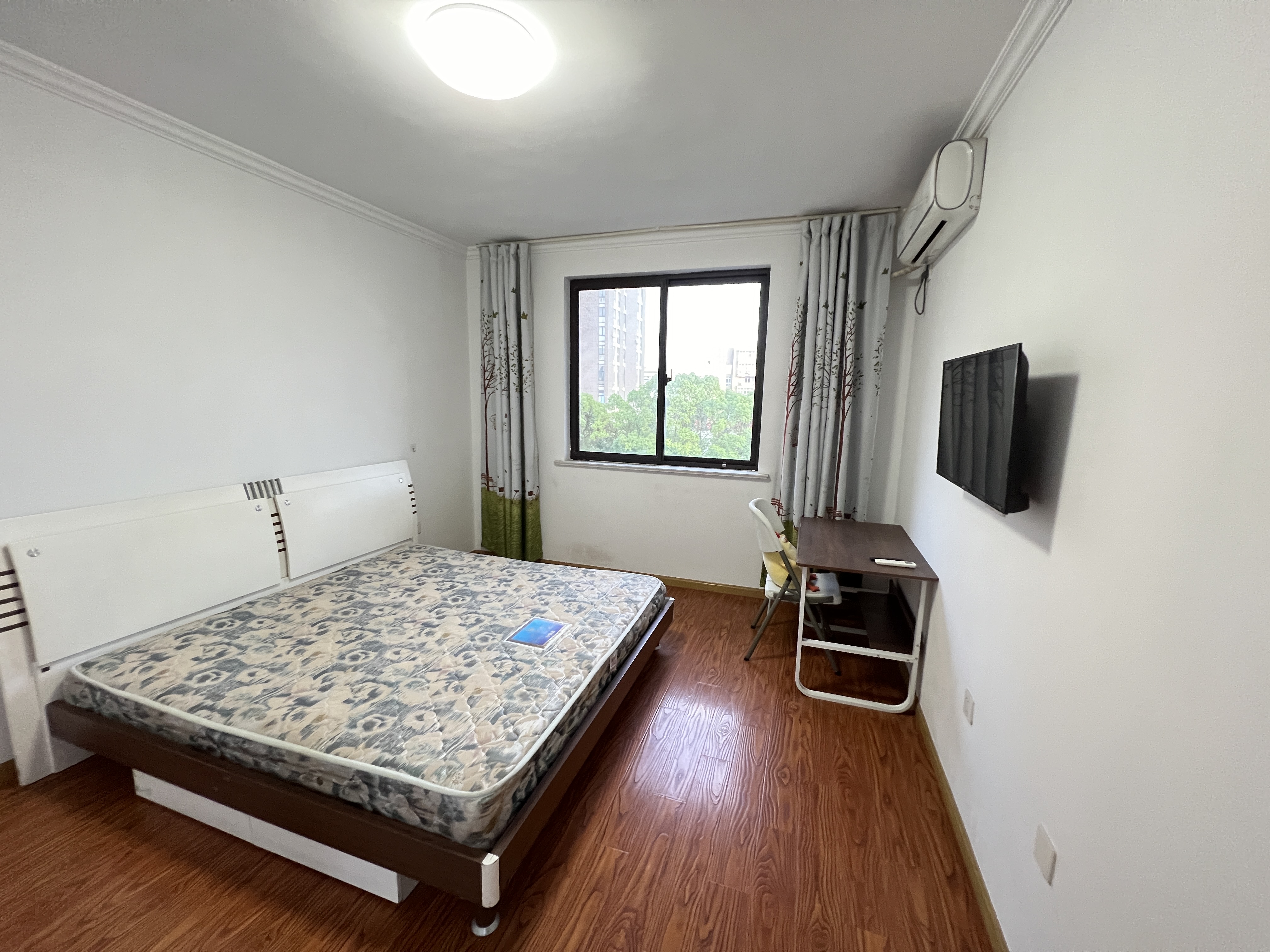 海港新村 3室1厅1卫 79m&sup2;