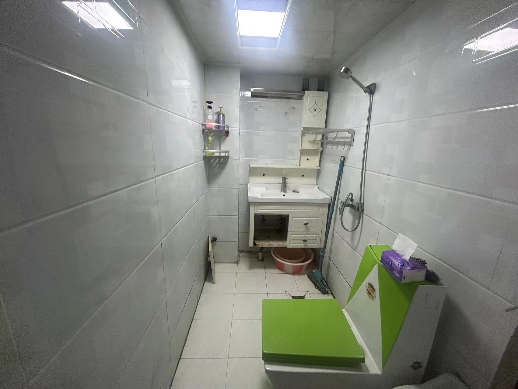 宏景大厦 3室2厅2卫 110.00m&sup2;